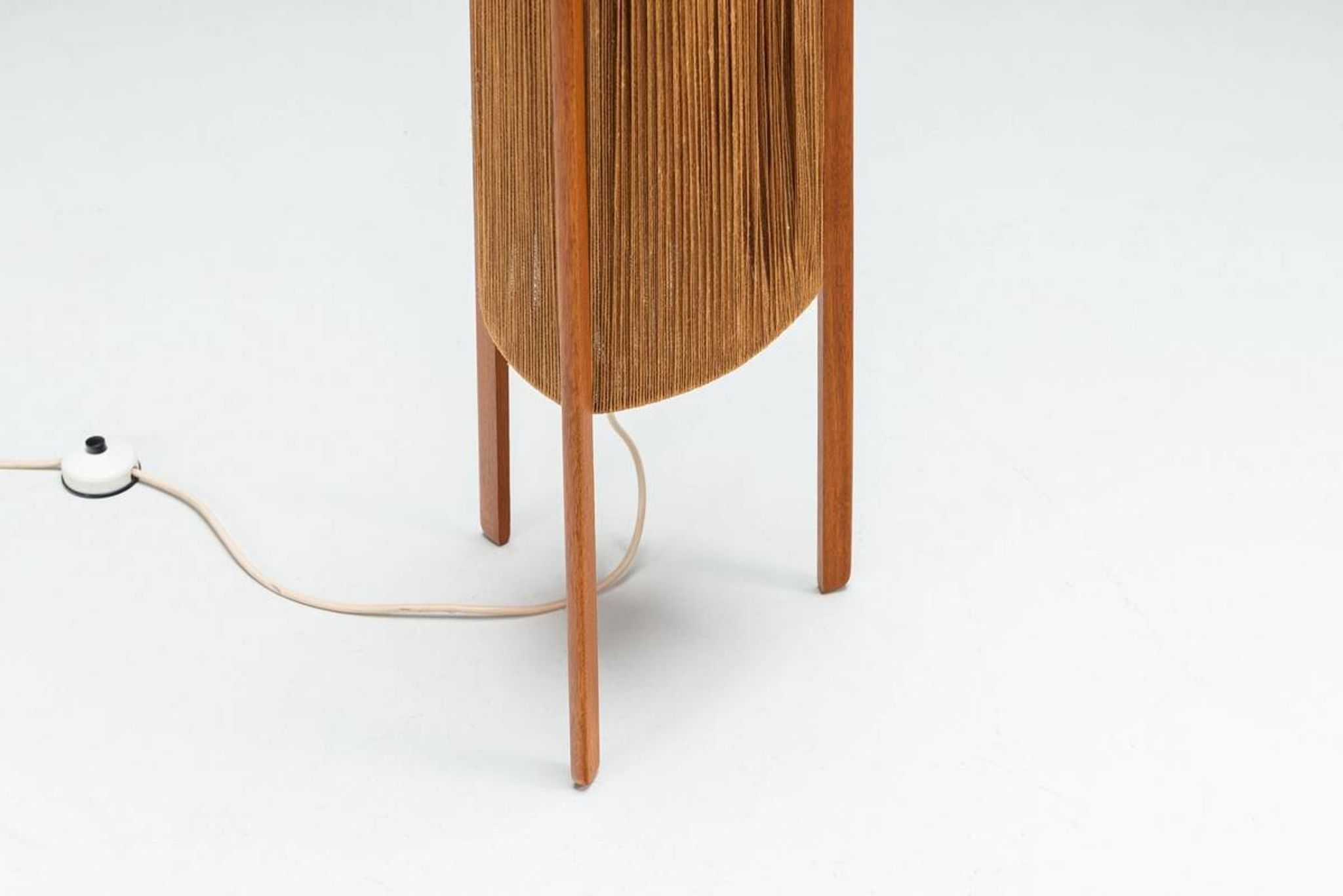 Temde tripod floor lamp in sisal and teak, Switzerland, 1960