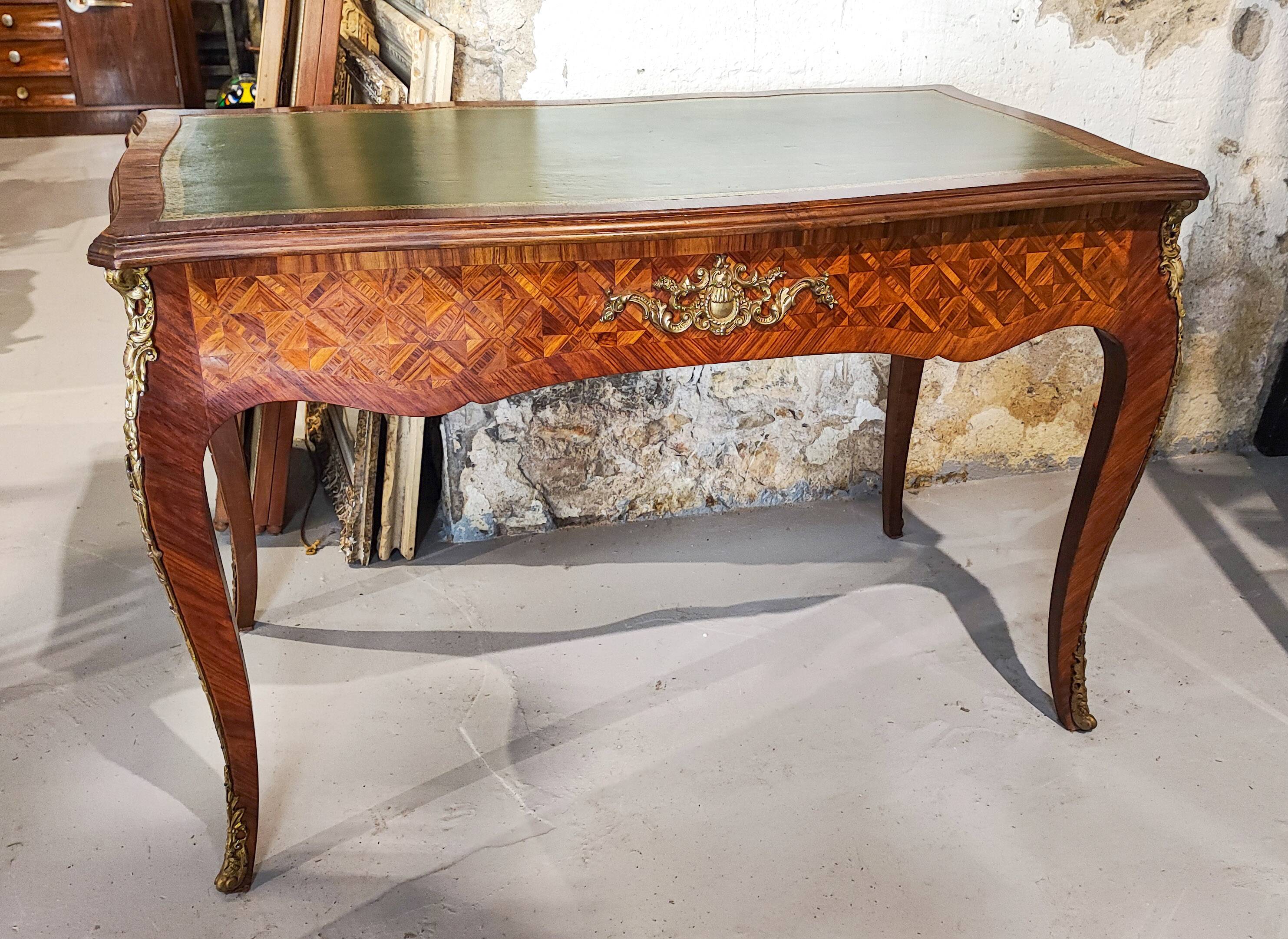 Louis XV flat desk marquetry and leather