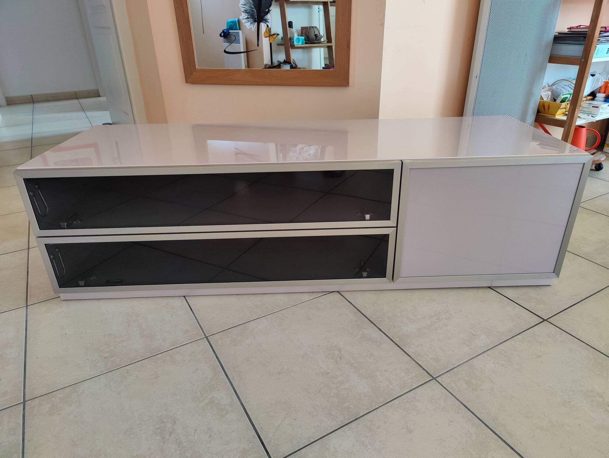 TV cabinet