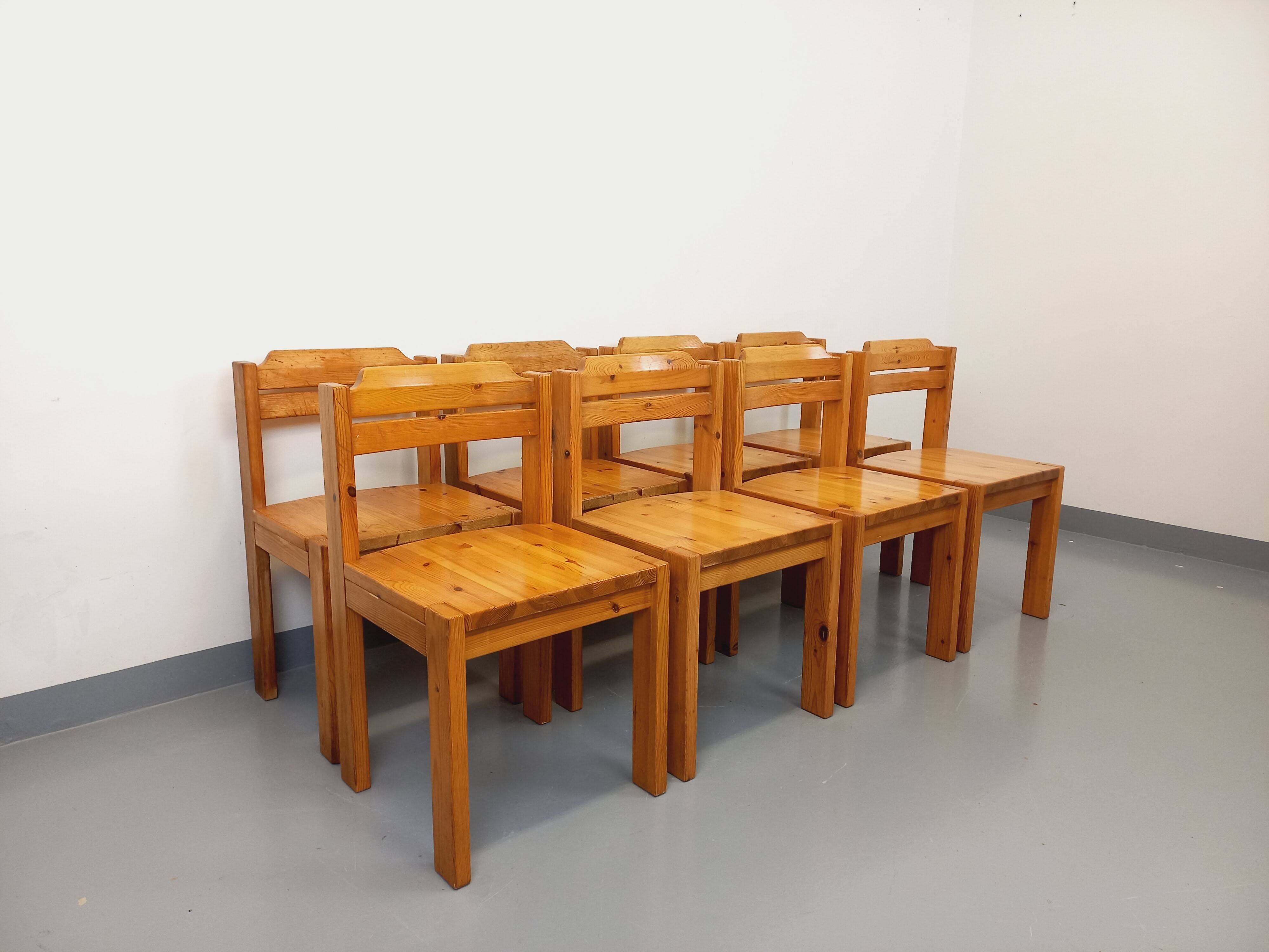 Set of 8 vintage Scandinavian chairs by Ilmari Tapiovaara for Asko in pine