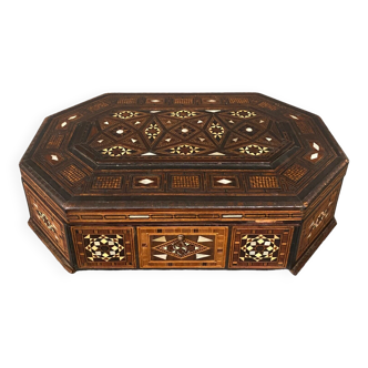 Box in oriental marquetry XXth original key