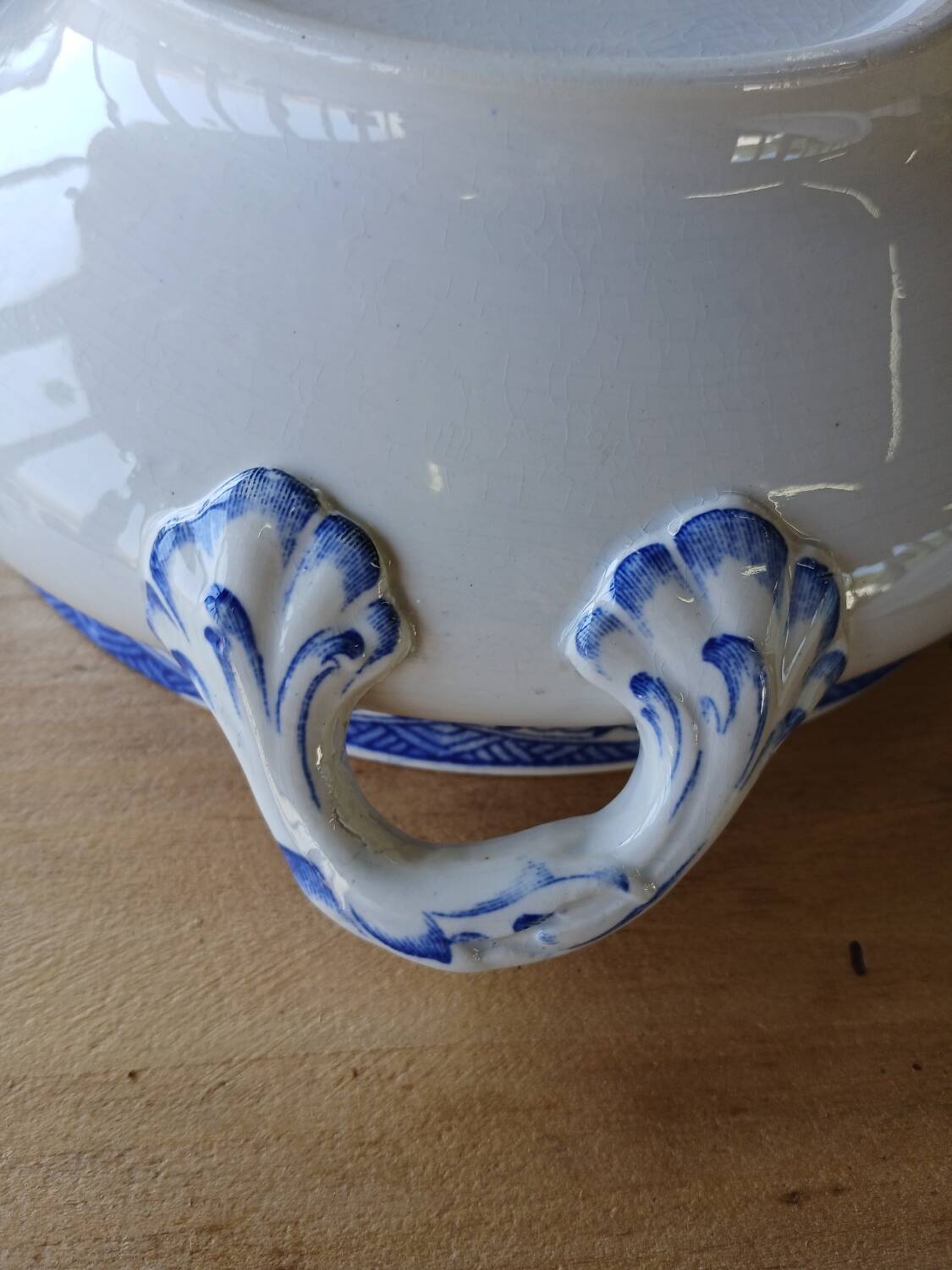 Antique soup tureen from Digoin and Sarreguemines