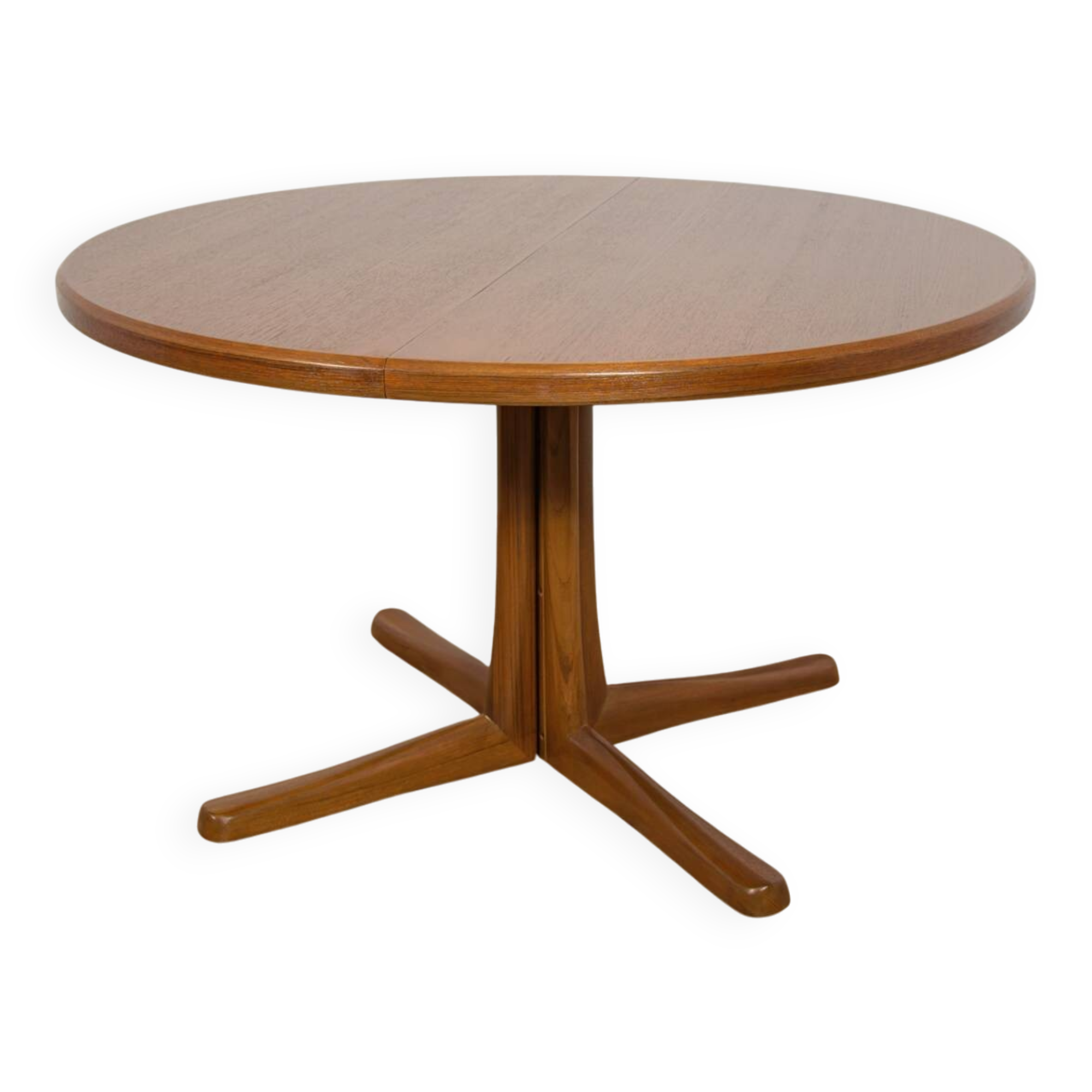 Mid-century round extendable teak dining table from McIntosh, United Kingdom, 1960s