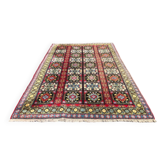 Très grand tapis marocain