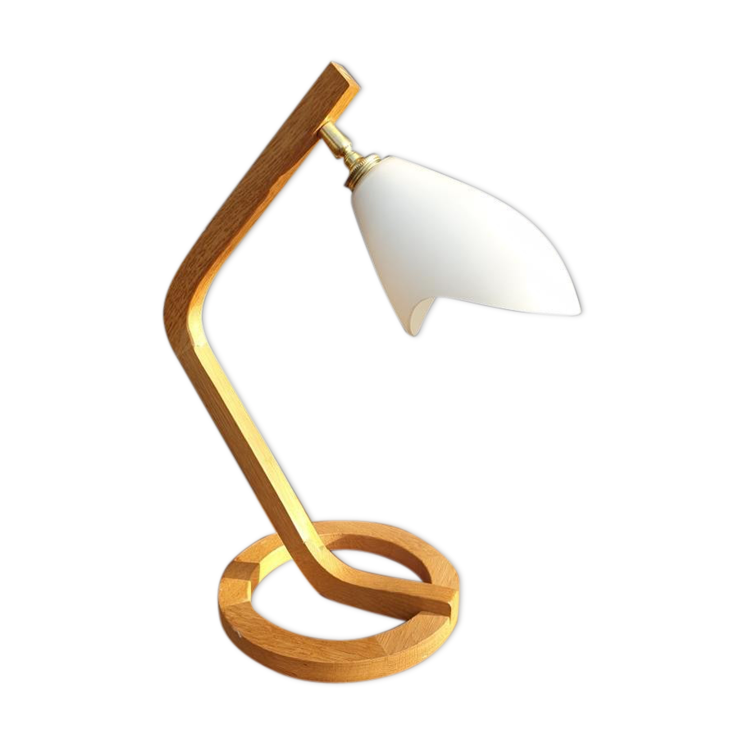 Scandinavian snowdrop design table lamp