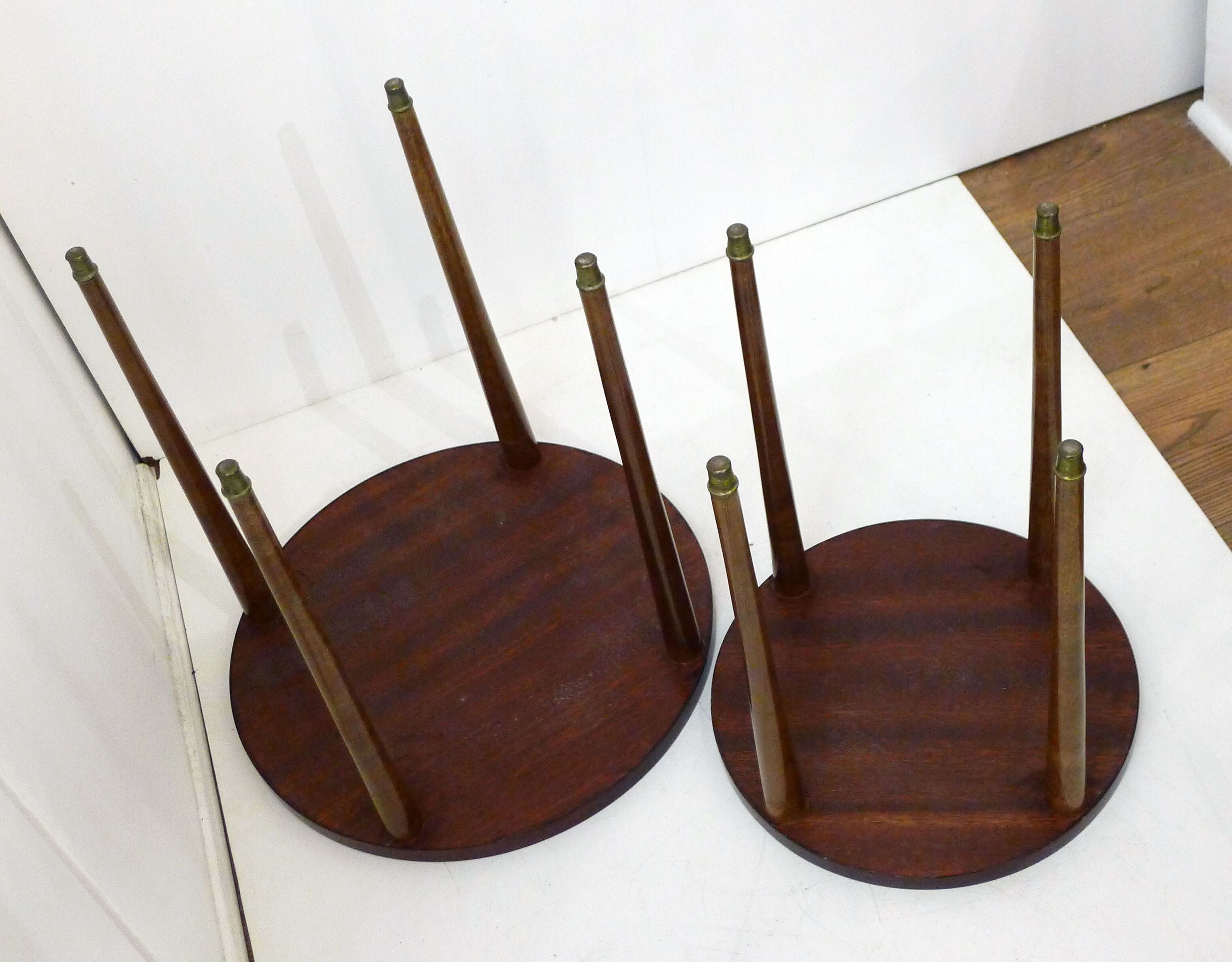 Set de 4 tables gigognes en bois