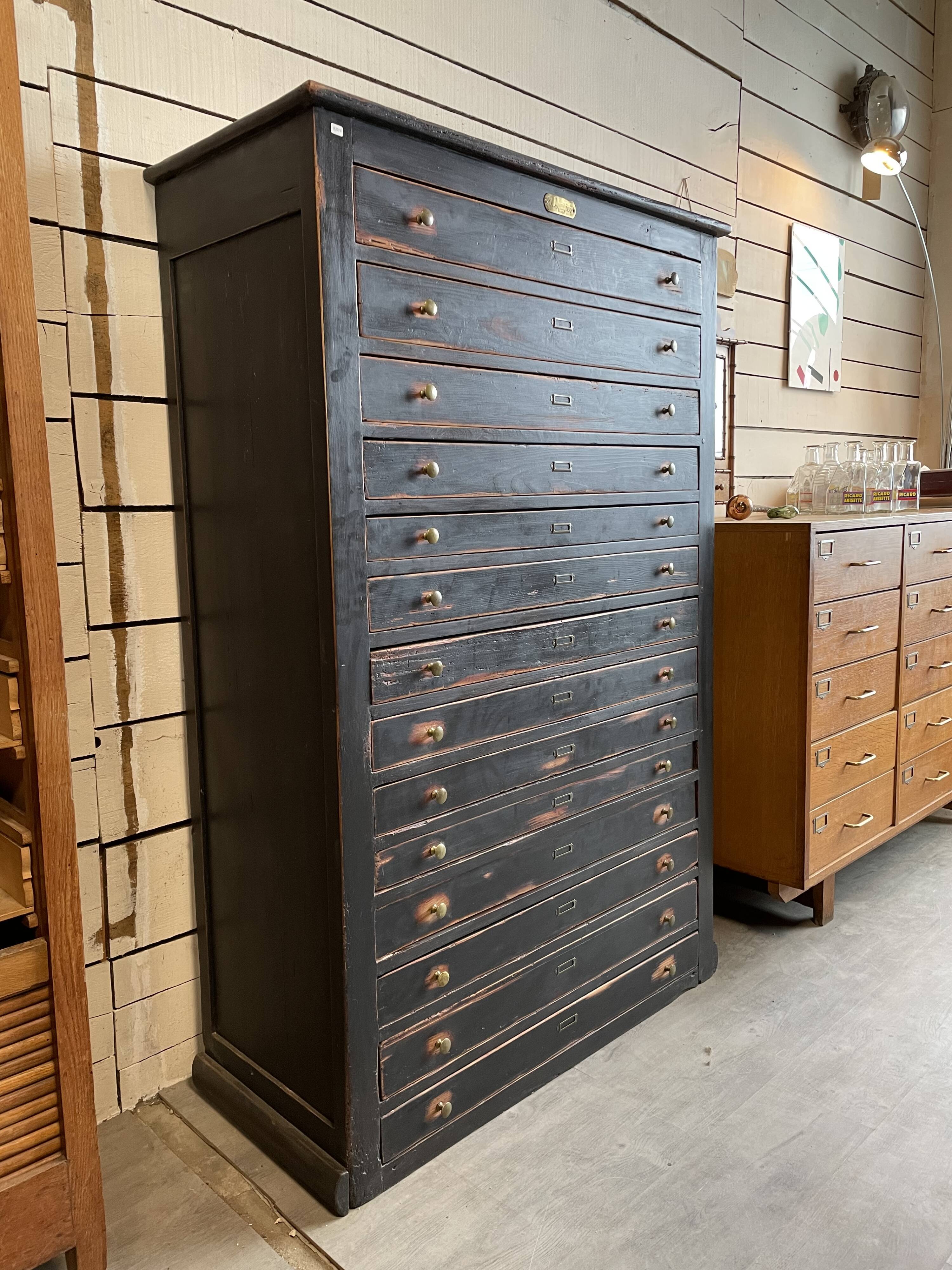 Trade cabinet storage 14 drawers