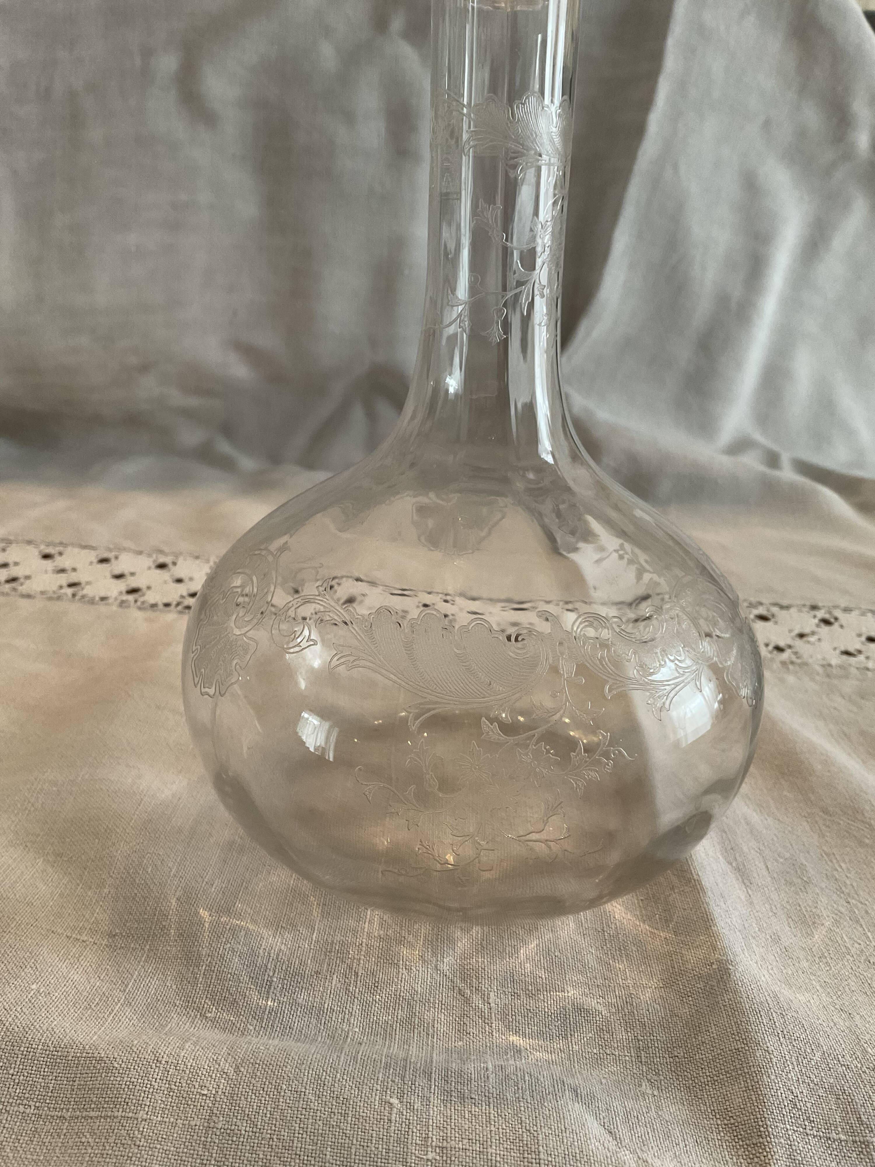 Carafe, Cristal saint louis, model Massenet with Venetian ratings