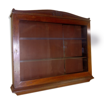Store showcase in mahogany