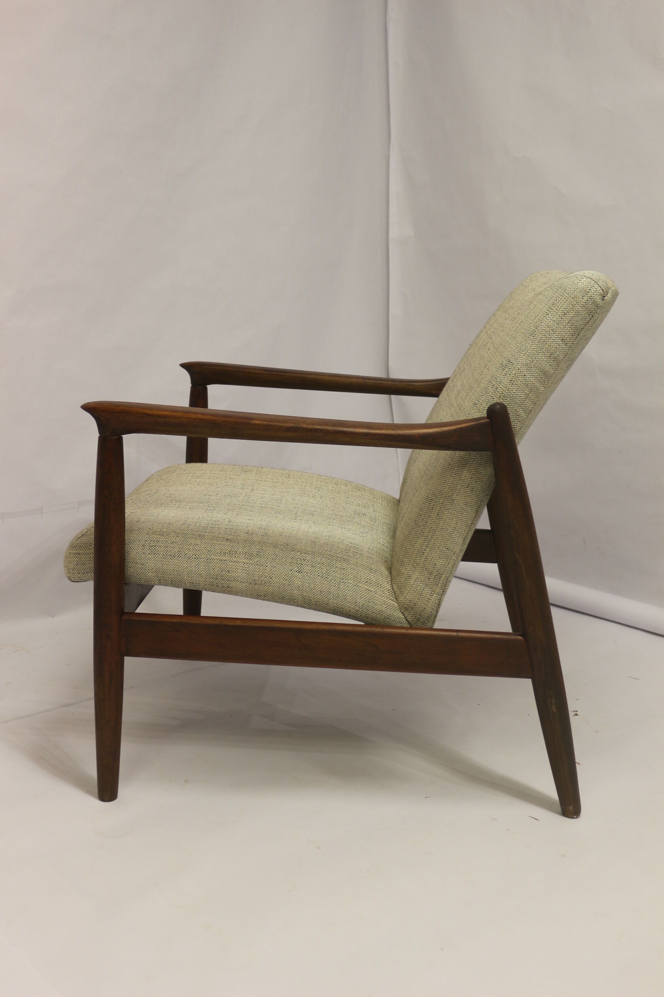 Armchair GFM-142 by Edmund Homa 1960s beige fabric.
