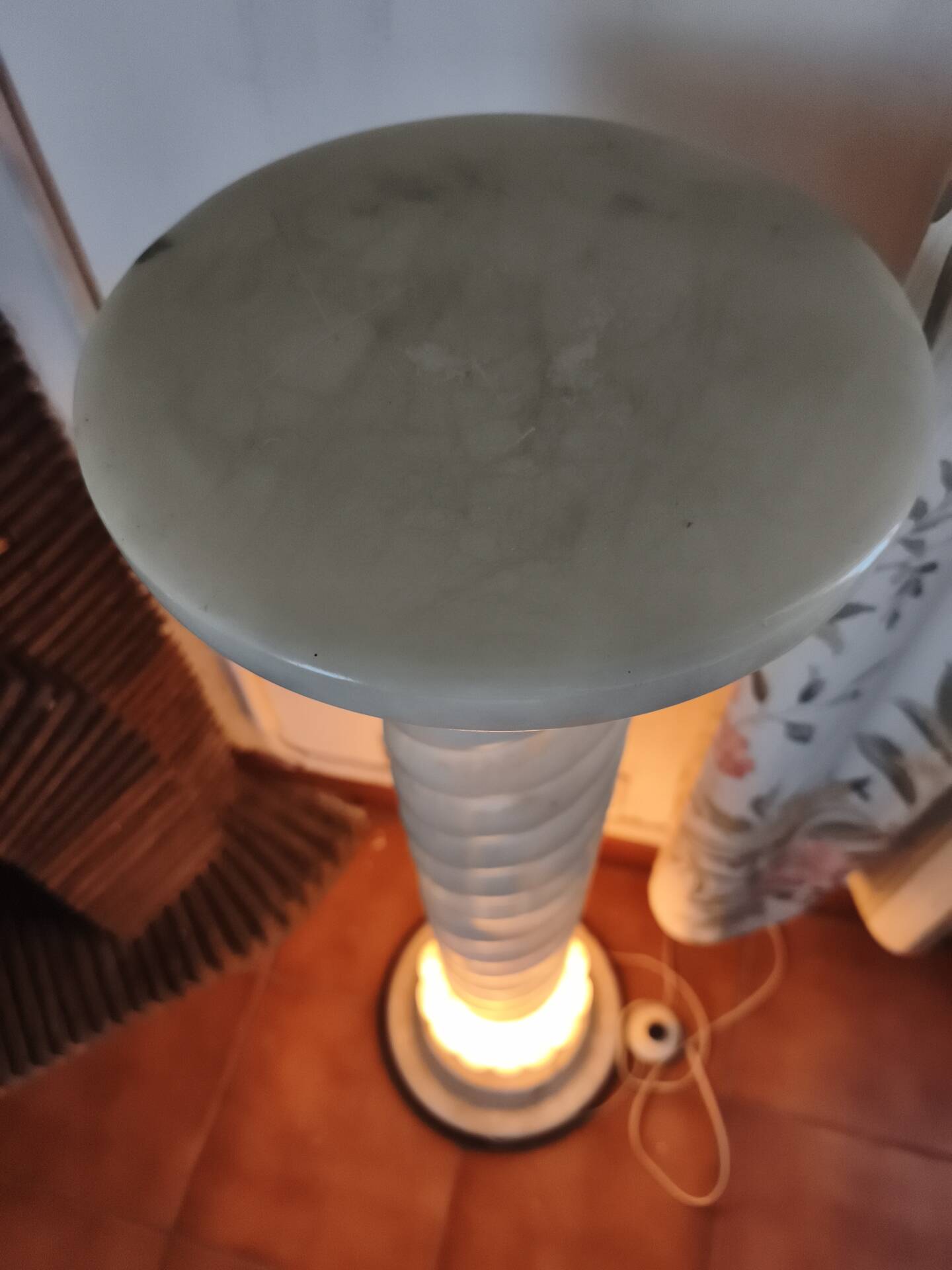 Marble column light