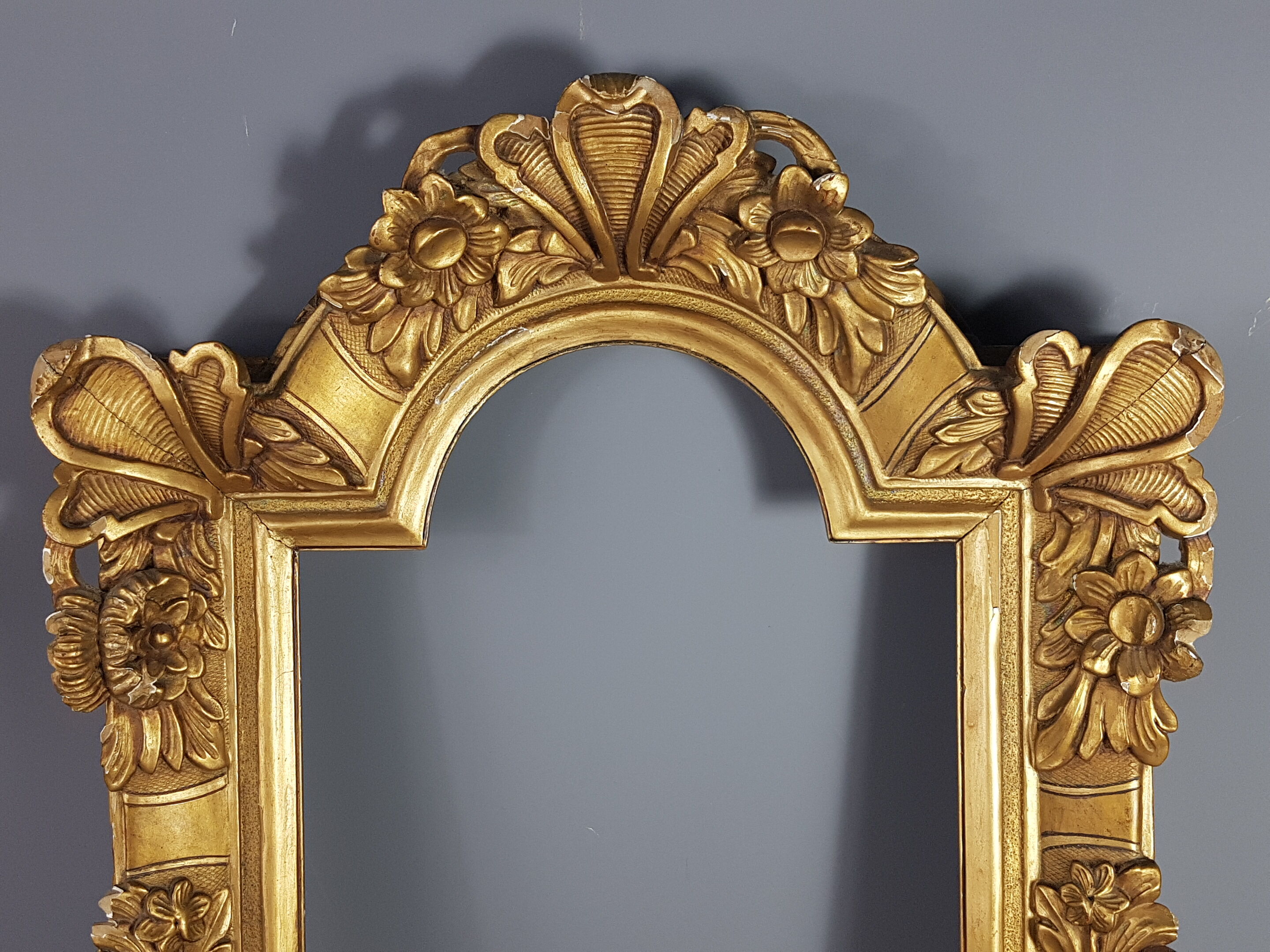 Frame carved wood, key 18th century 63x41 Leaf 47x27cm Bel state SB150