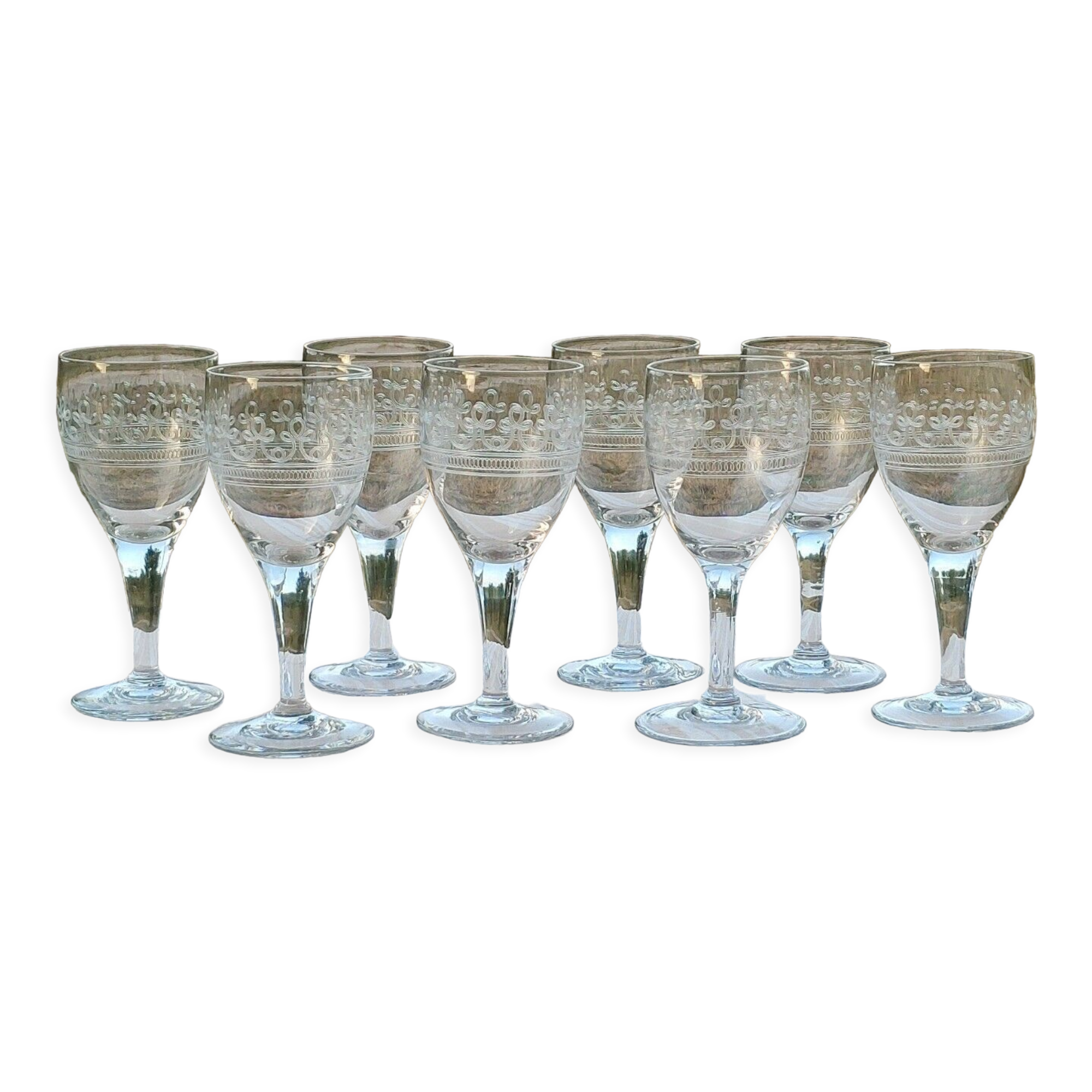 8 old water glasses engraved with a large frieze late XIX-XXth