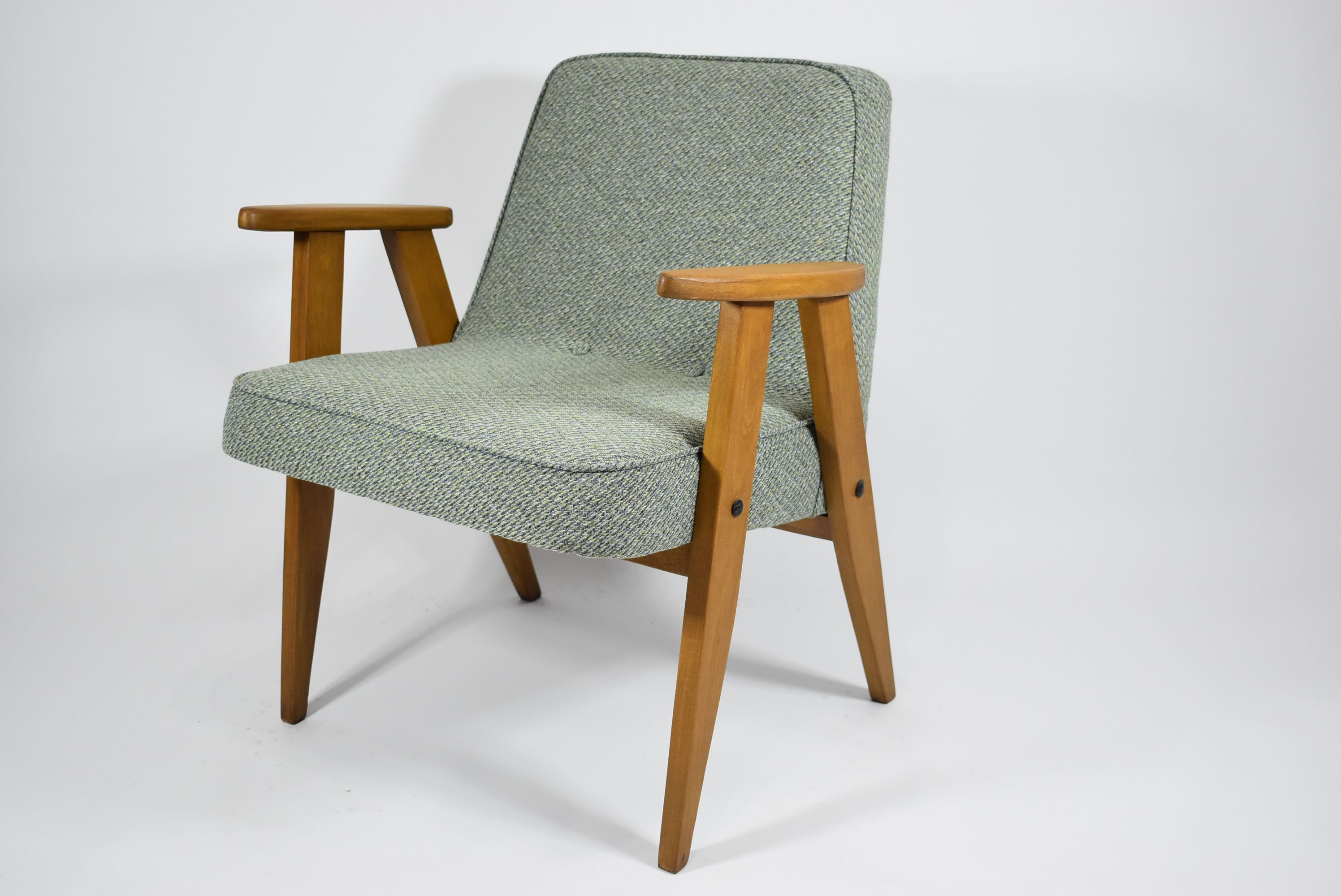 Armchair 366 model designer J. Chierowski, 1960