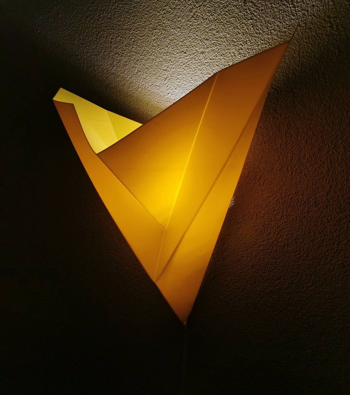 Ikea 90s yellow plastic applicator