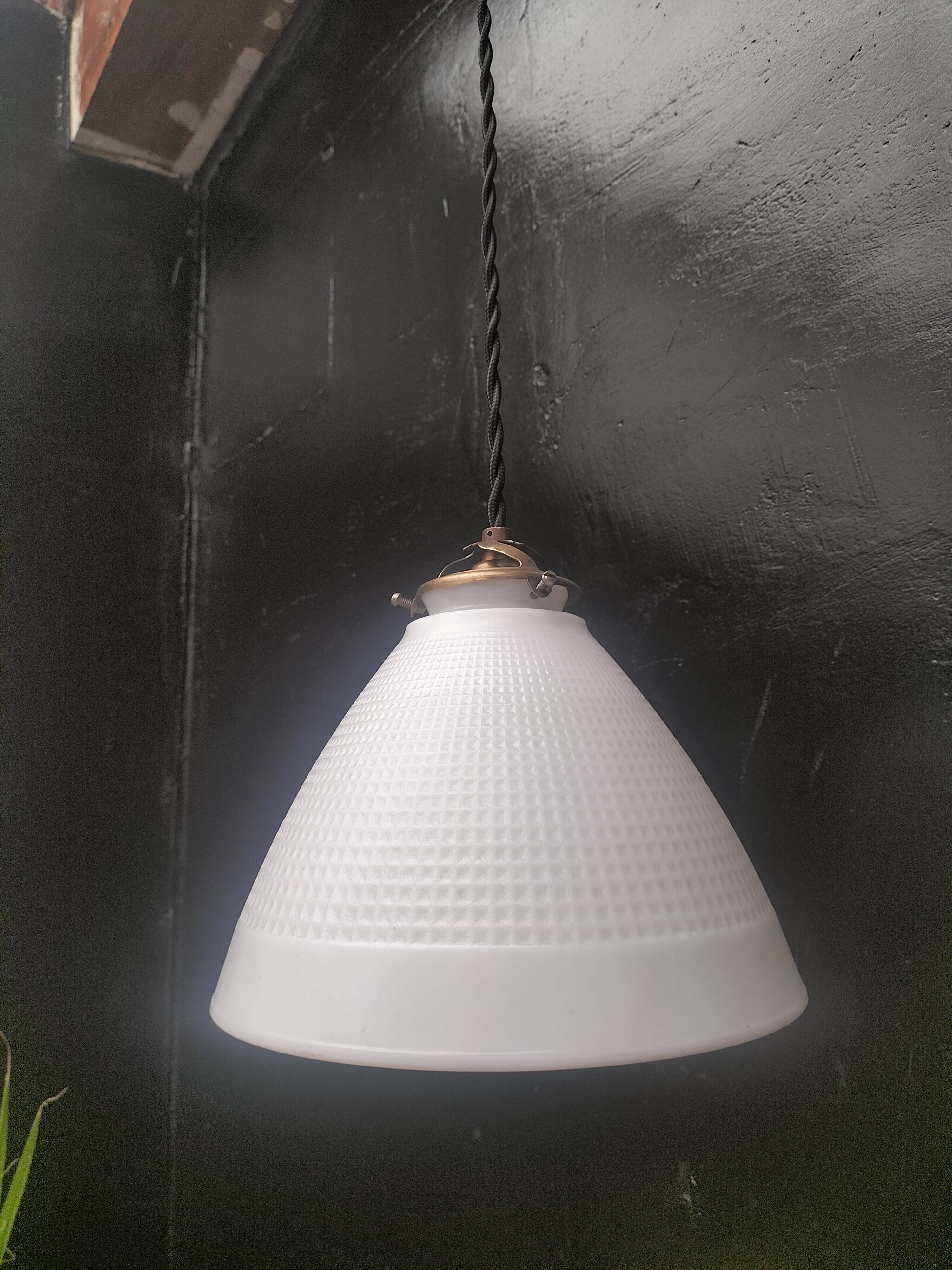 Opaline pendant light