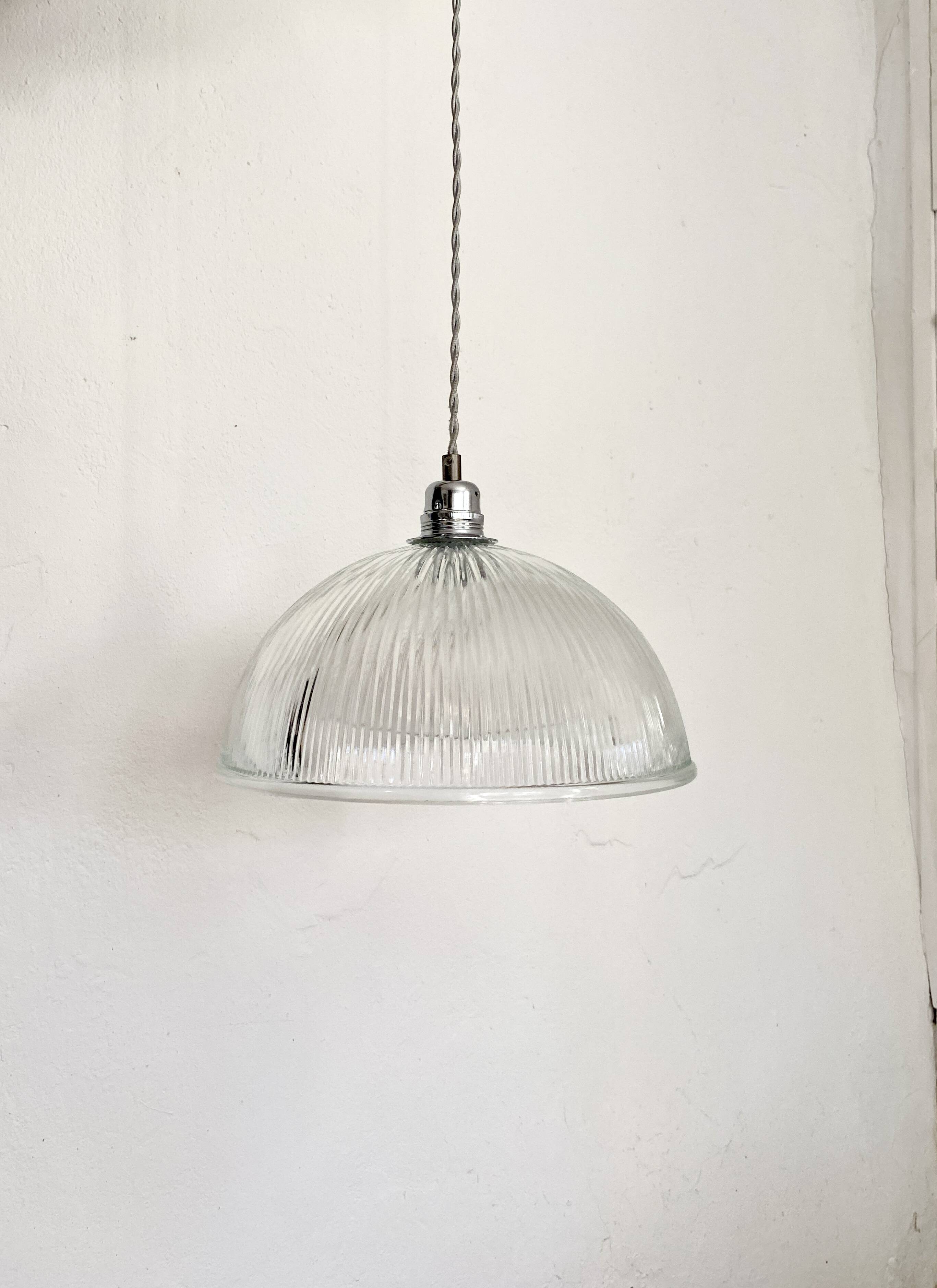 Ribbed globe pendant light, 2 m fabric cable