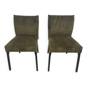 une paire de chaises