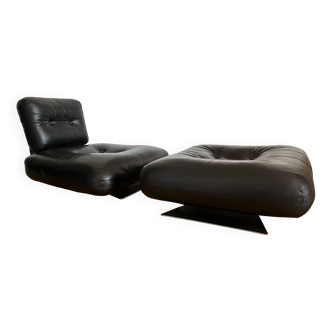 Lounge Alta bas et son ottoman De Oscar Niemeyer pour mobilier international -