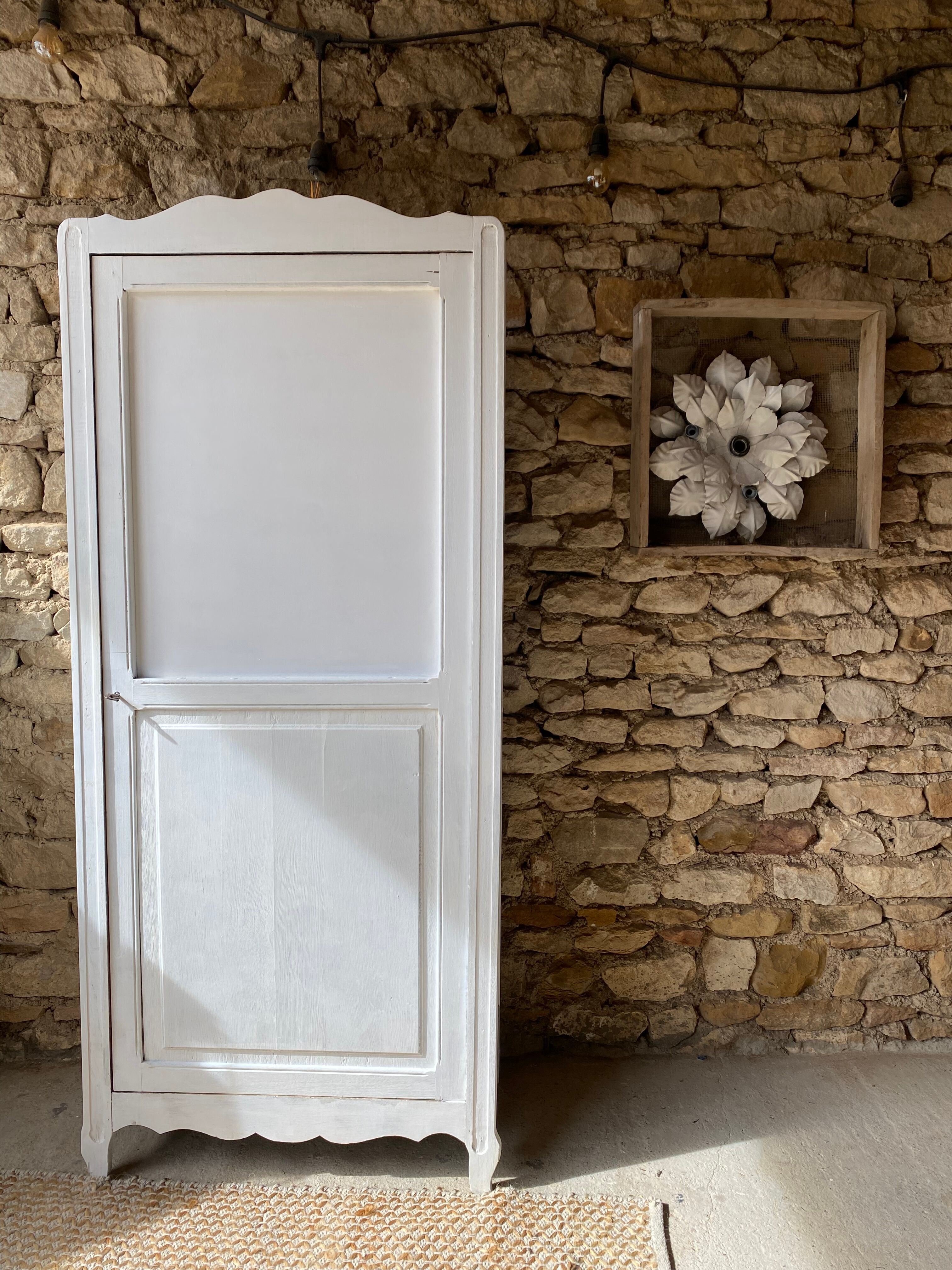 Armoire parisienne