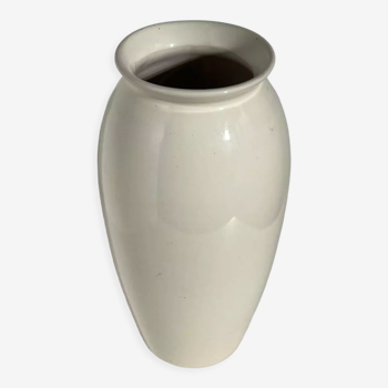 Oblong vase in white ceramic Vintage Habitat