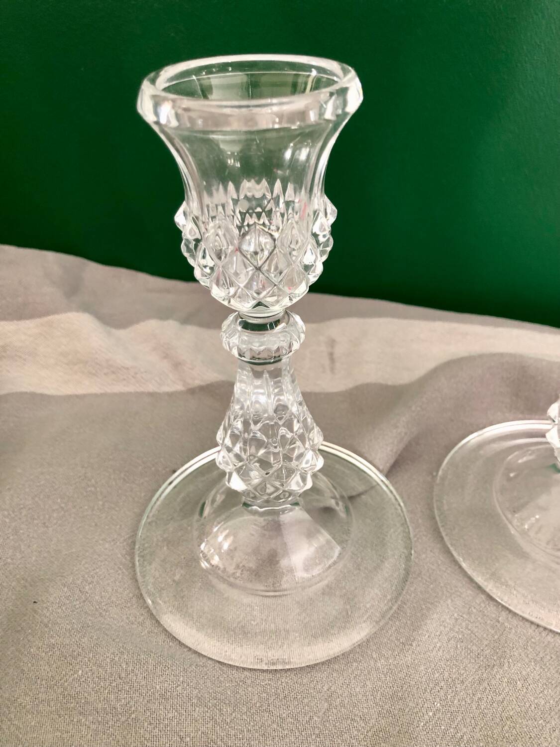 Round base candle holders