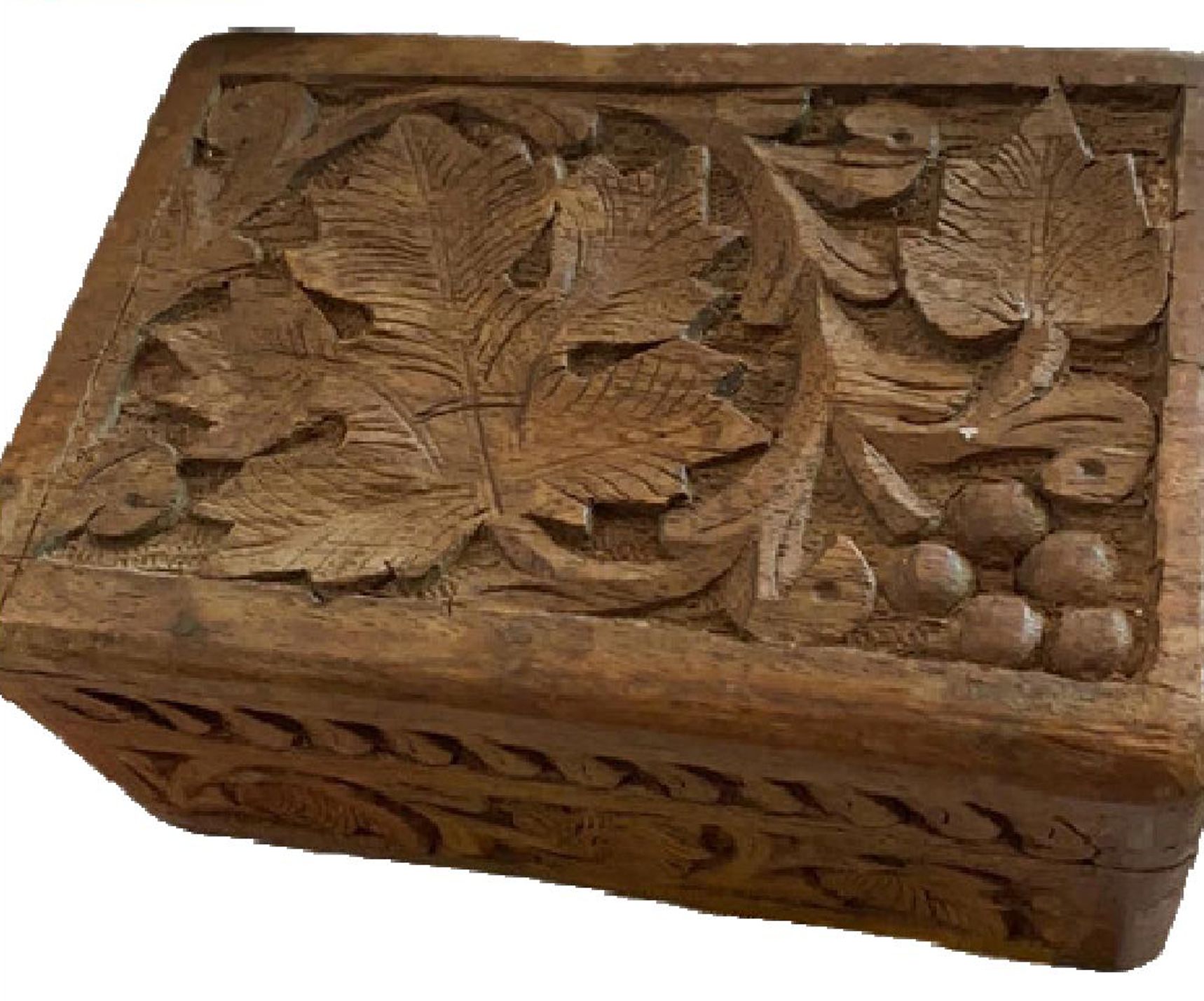 Black Forest style vintage carved wooden box Jewelry box 11