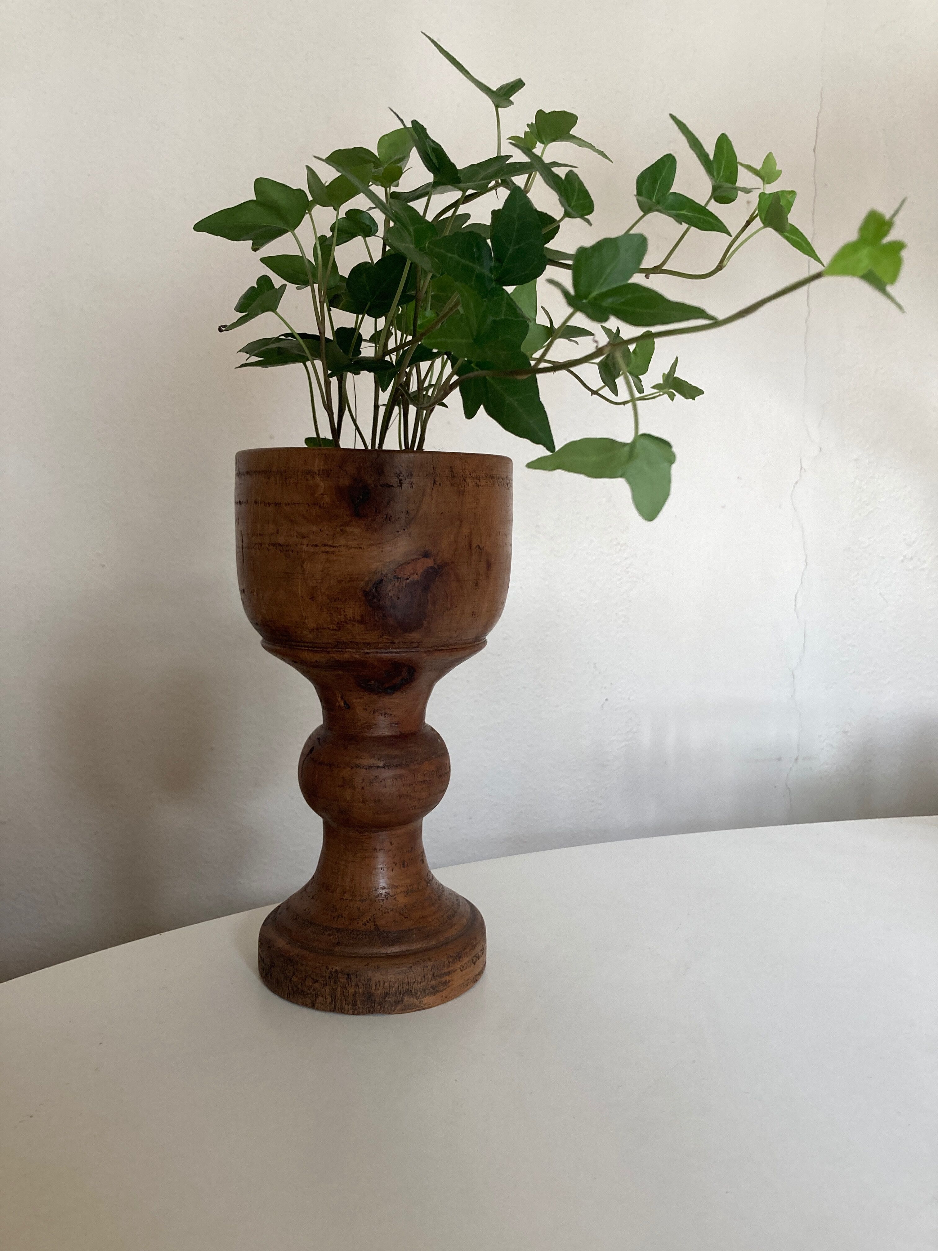 Pot cover 19th neo classic solid wood turned H24cm