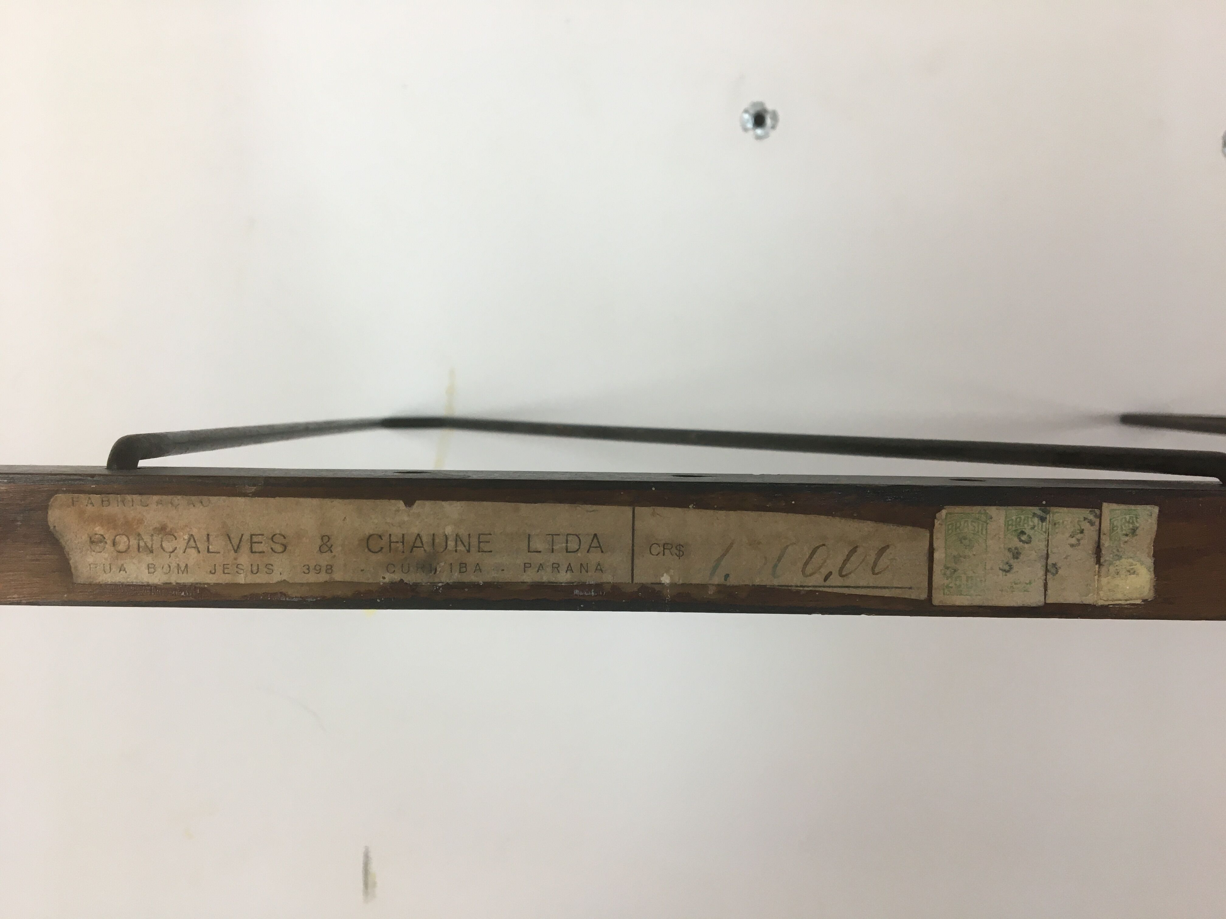 Brazilian design wall shelf designed by designer michel arnoult