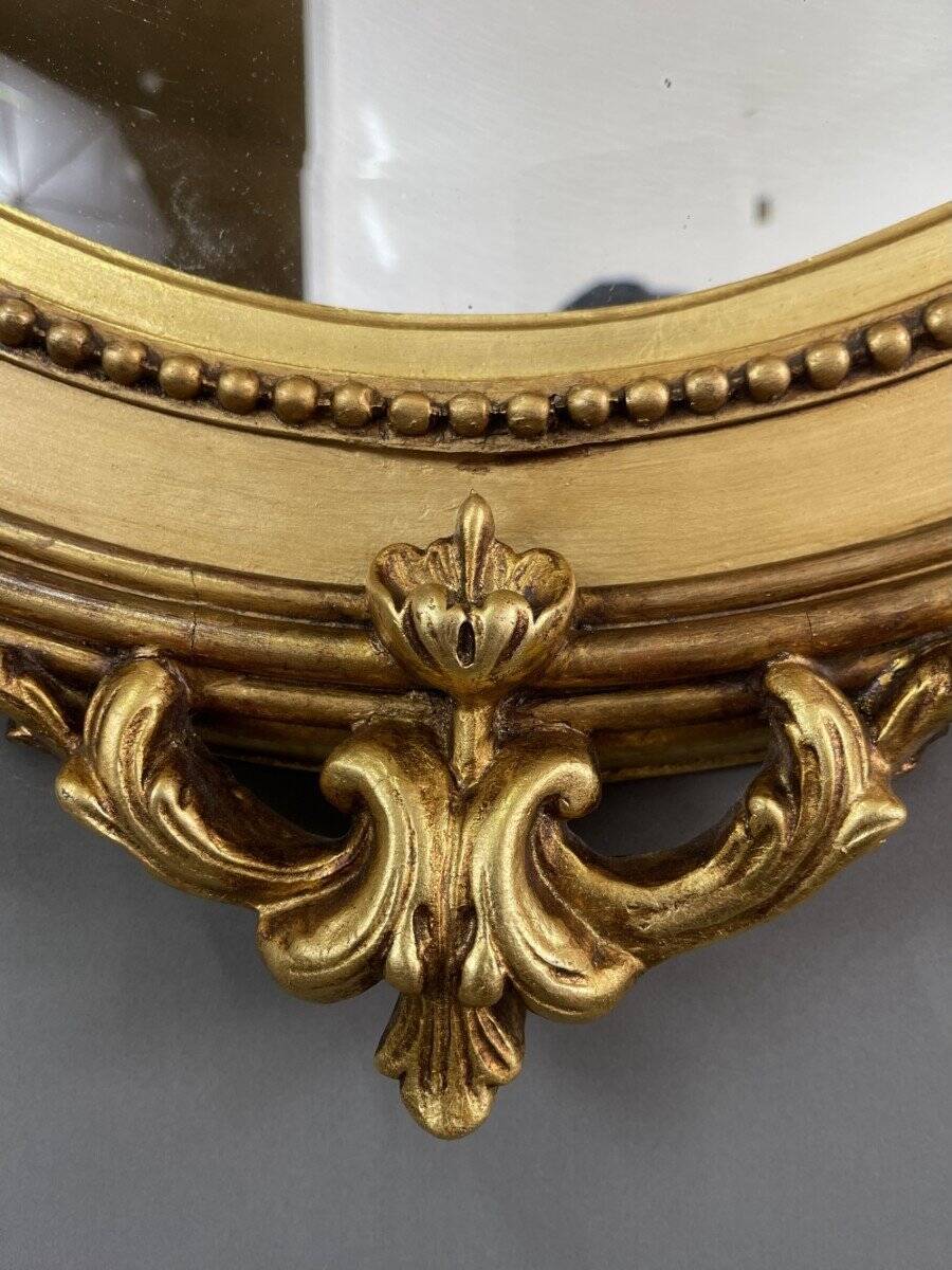 Miroir ovale en bois doré Napoléon III
