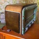 Poste de radio ancien