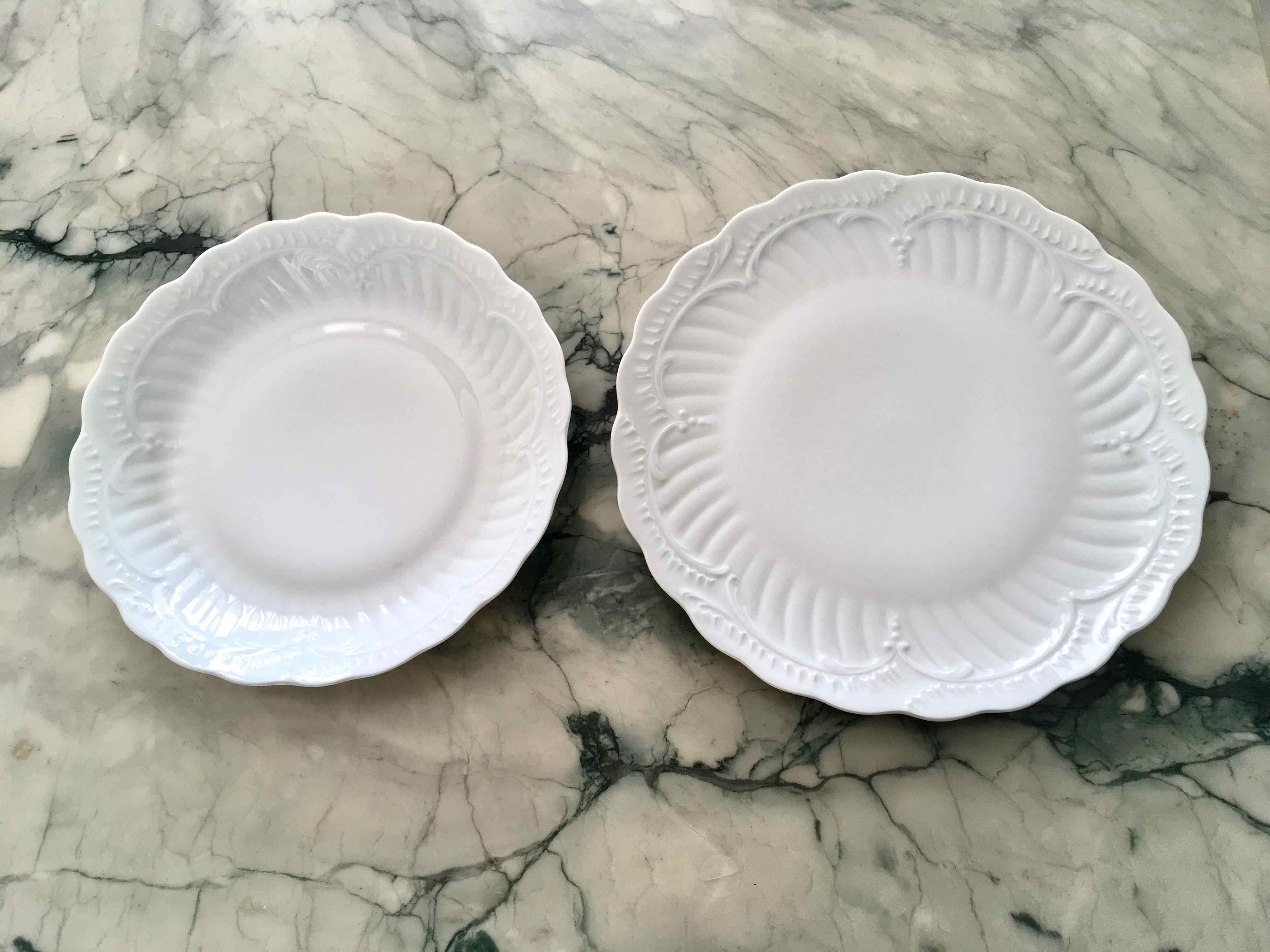 Set de 24 assiettes porcelaine fine de Limoges