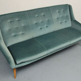 Canapé des années 1950 en velours bleu