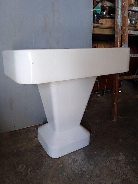 Washbasin design epoch 1970s enamelled ceramic