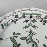 Decorative plate dog Moustiers 18th
