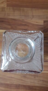 Faceted glass whisky carafe
