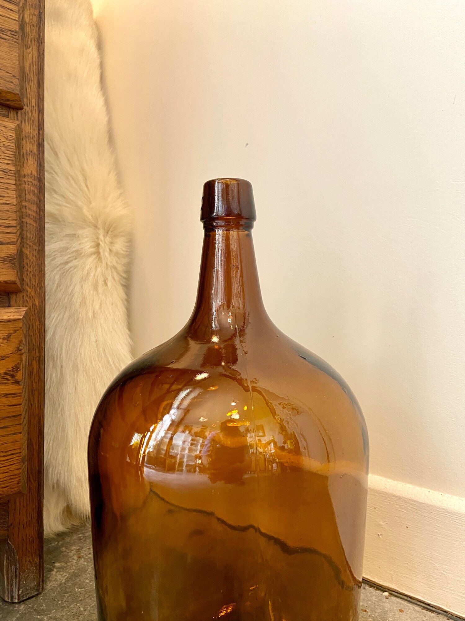 Bonbonne en verre ambré