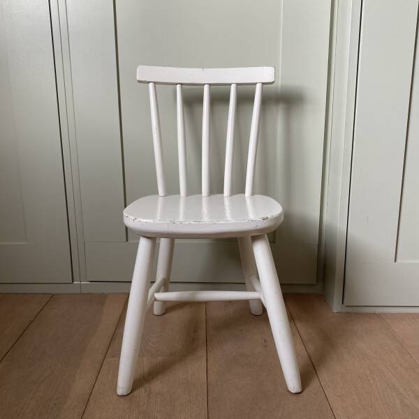Scandinavian children's chair