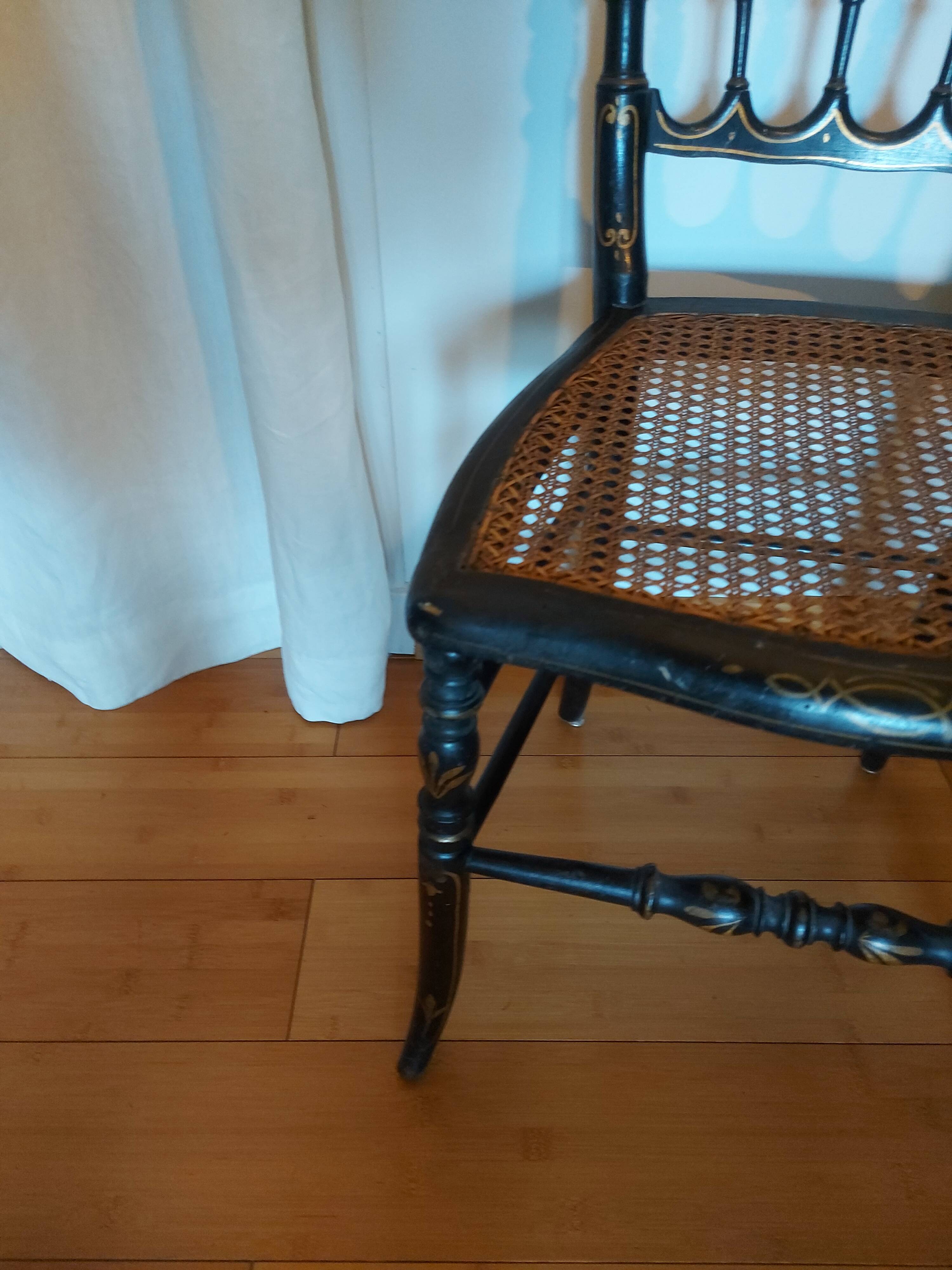 Chaise Napoleon III authentique assise cannage