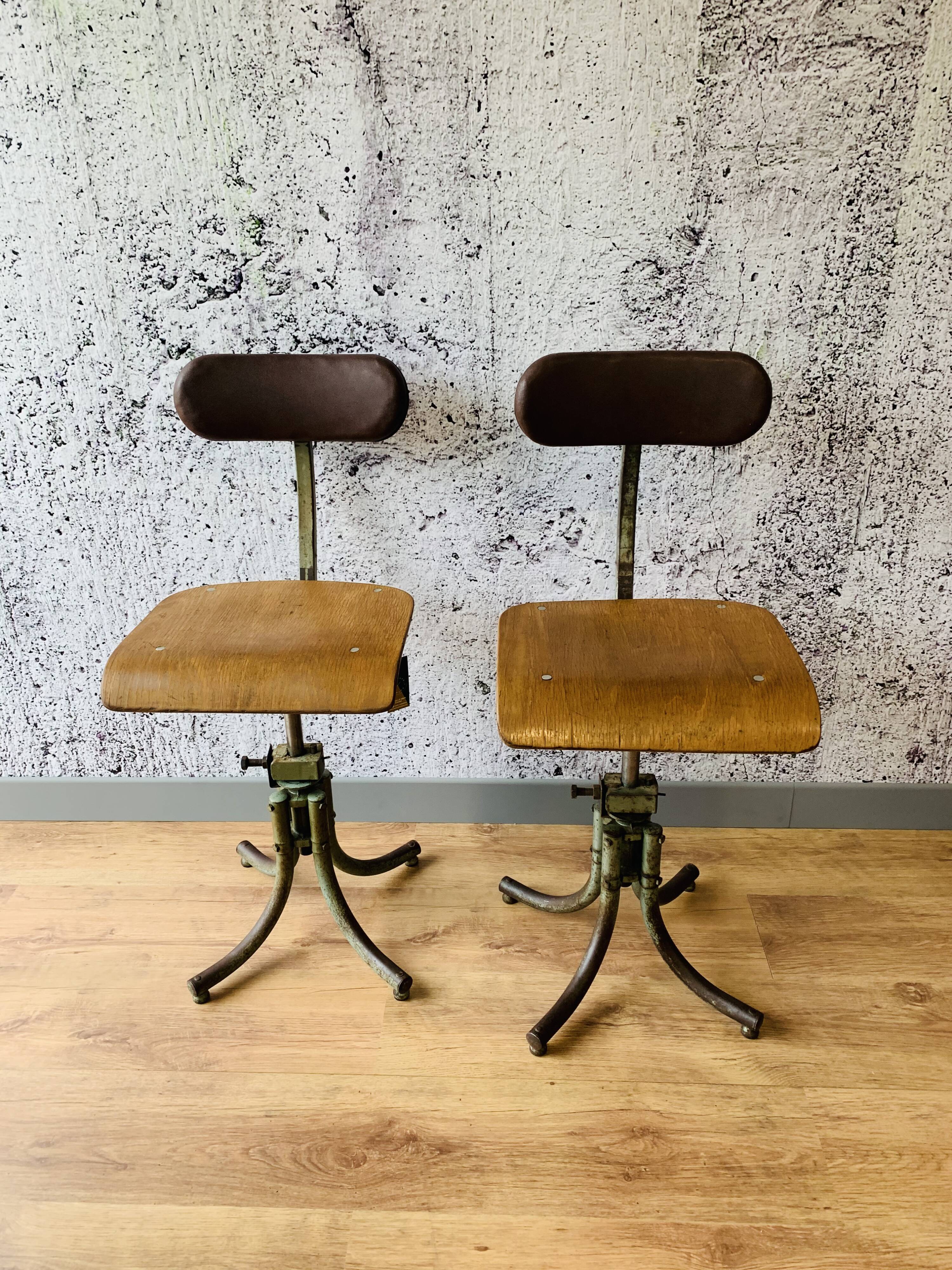 Biénaise industrial chairs