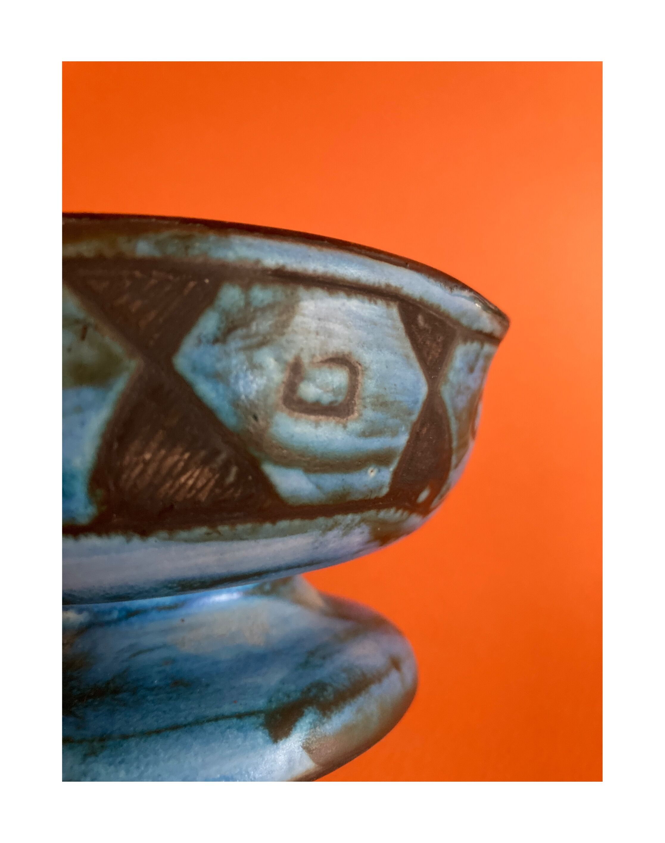 Ceramic candle holder