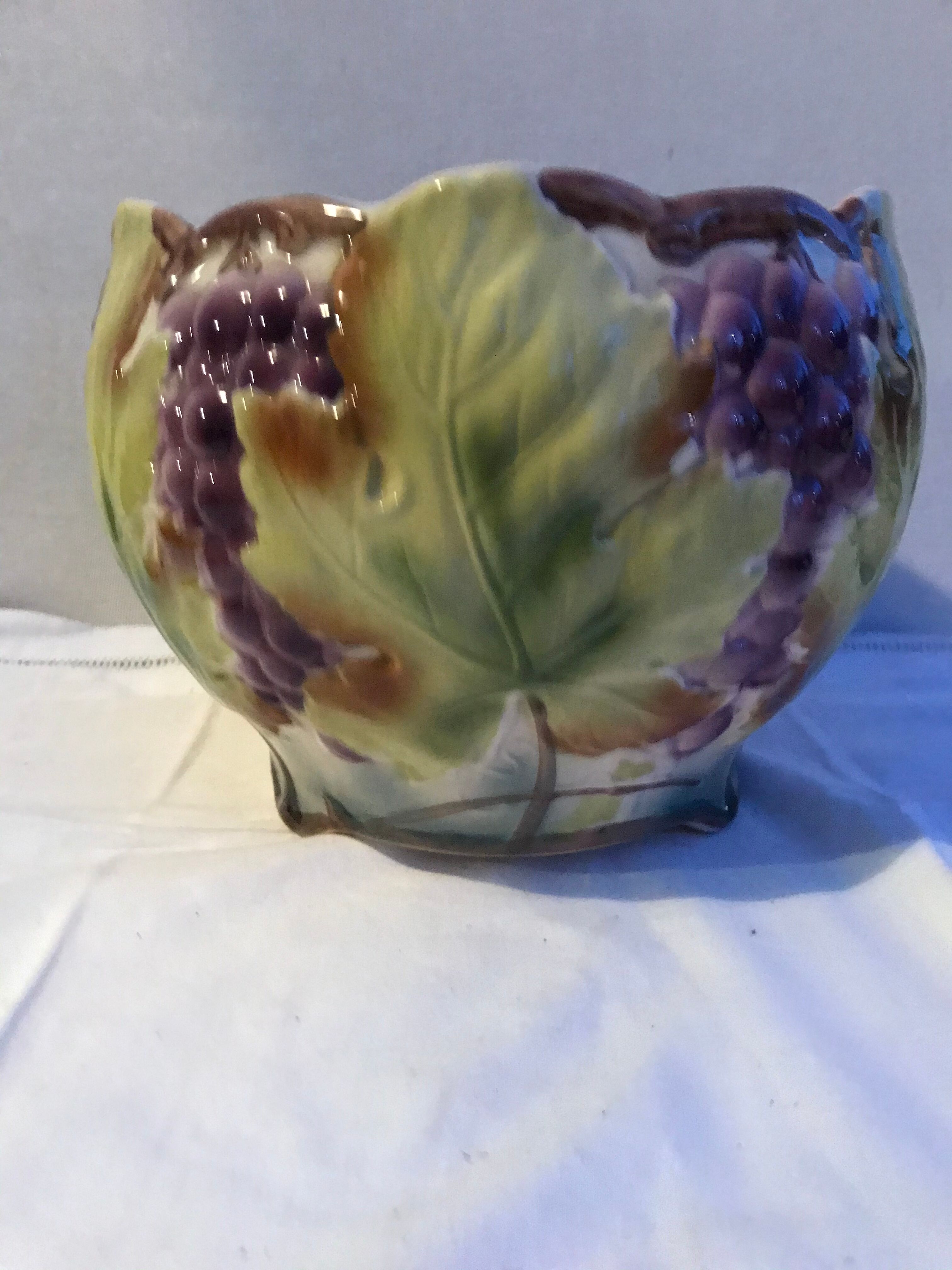 Pot cover St Clément in barbotine