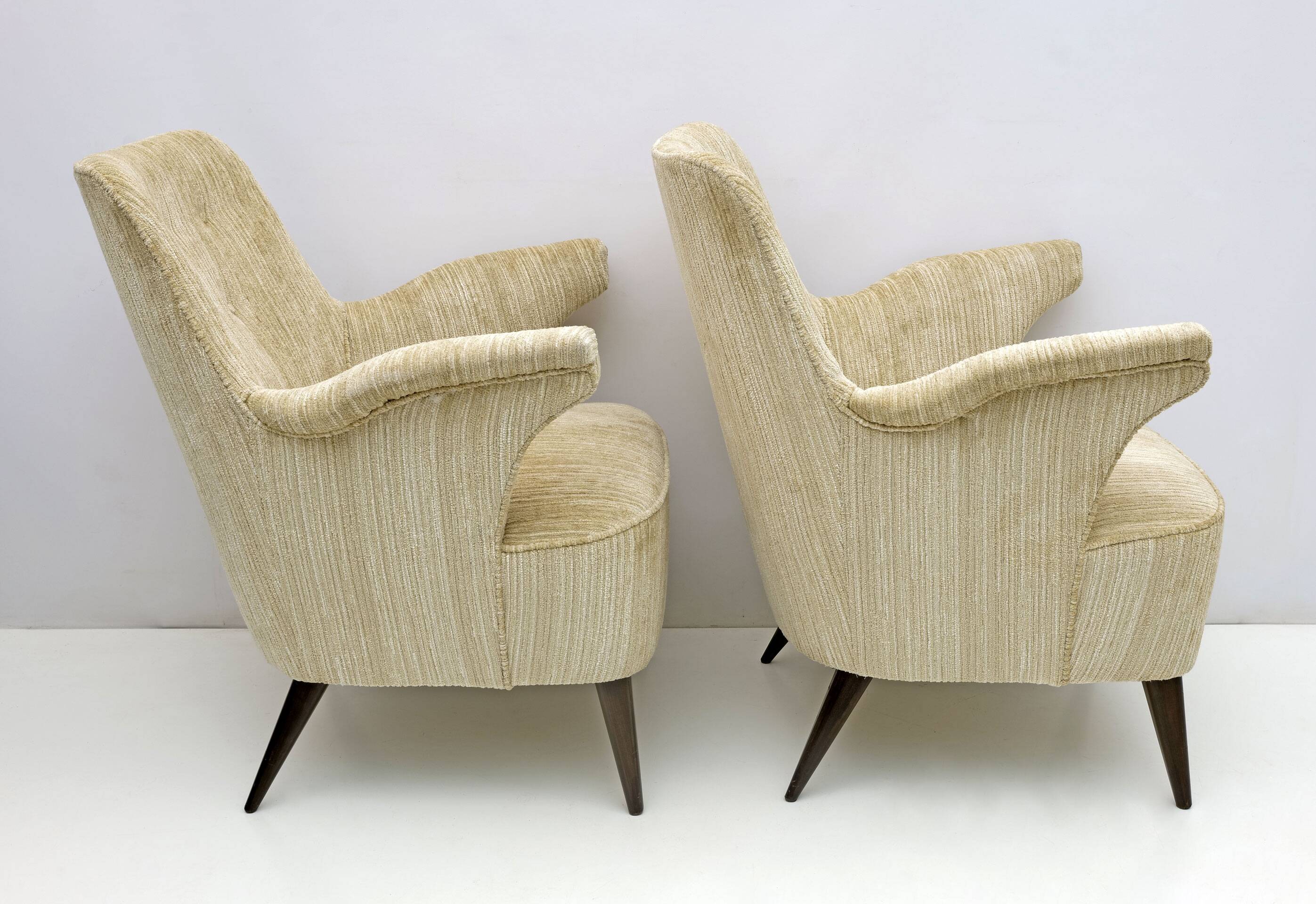 Pair of Nino Zoncada Mid-century Modern Chenille Velvet by Cassina Armchair