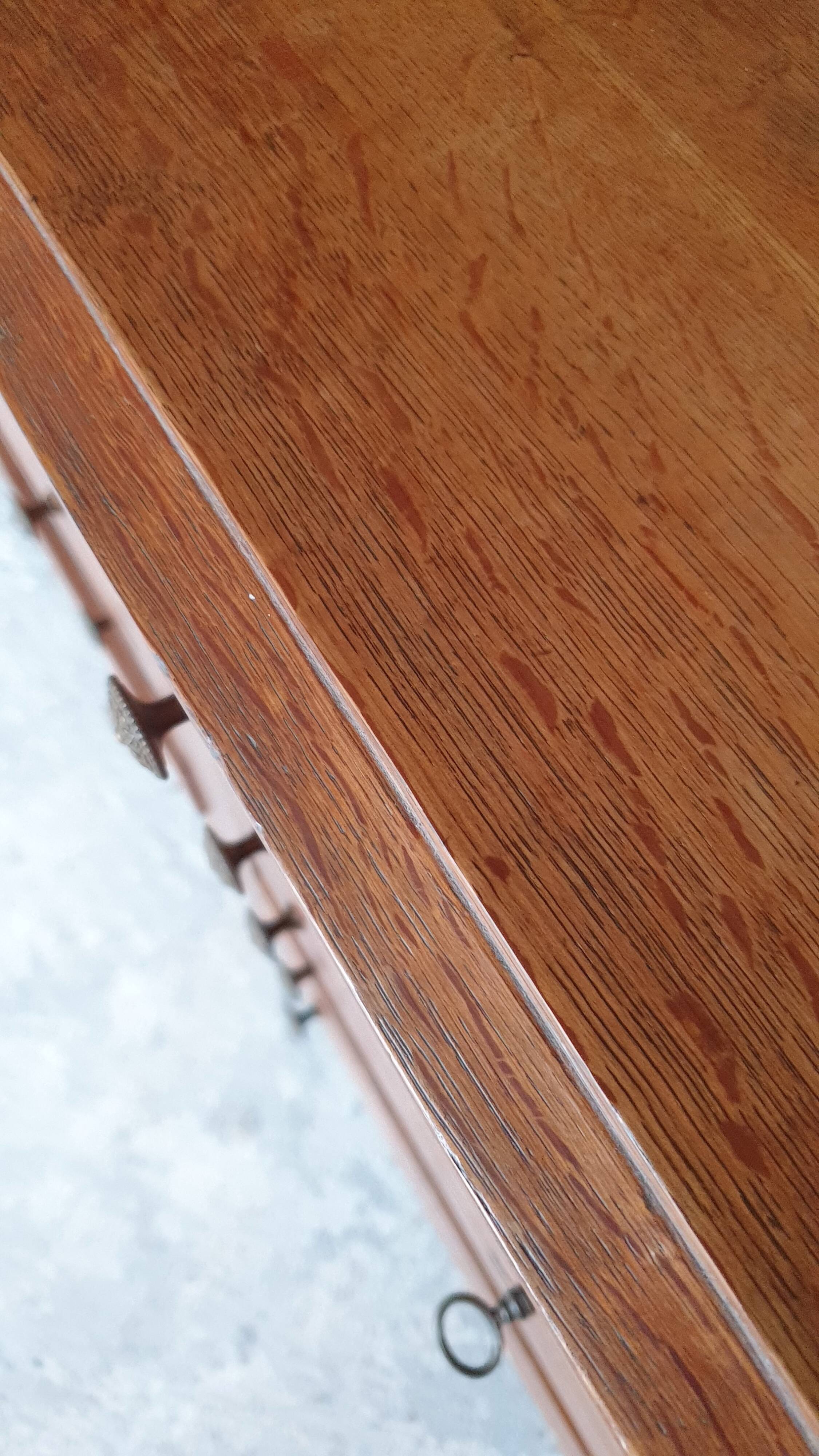 Dressing table chest of drawers