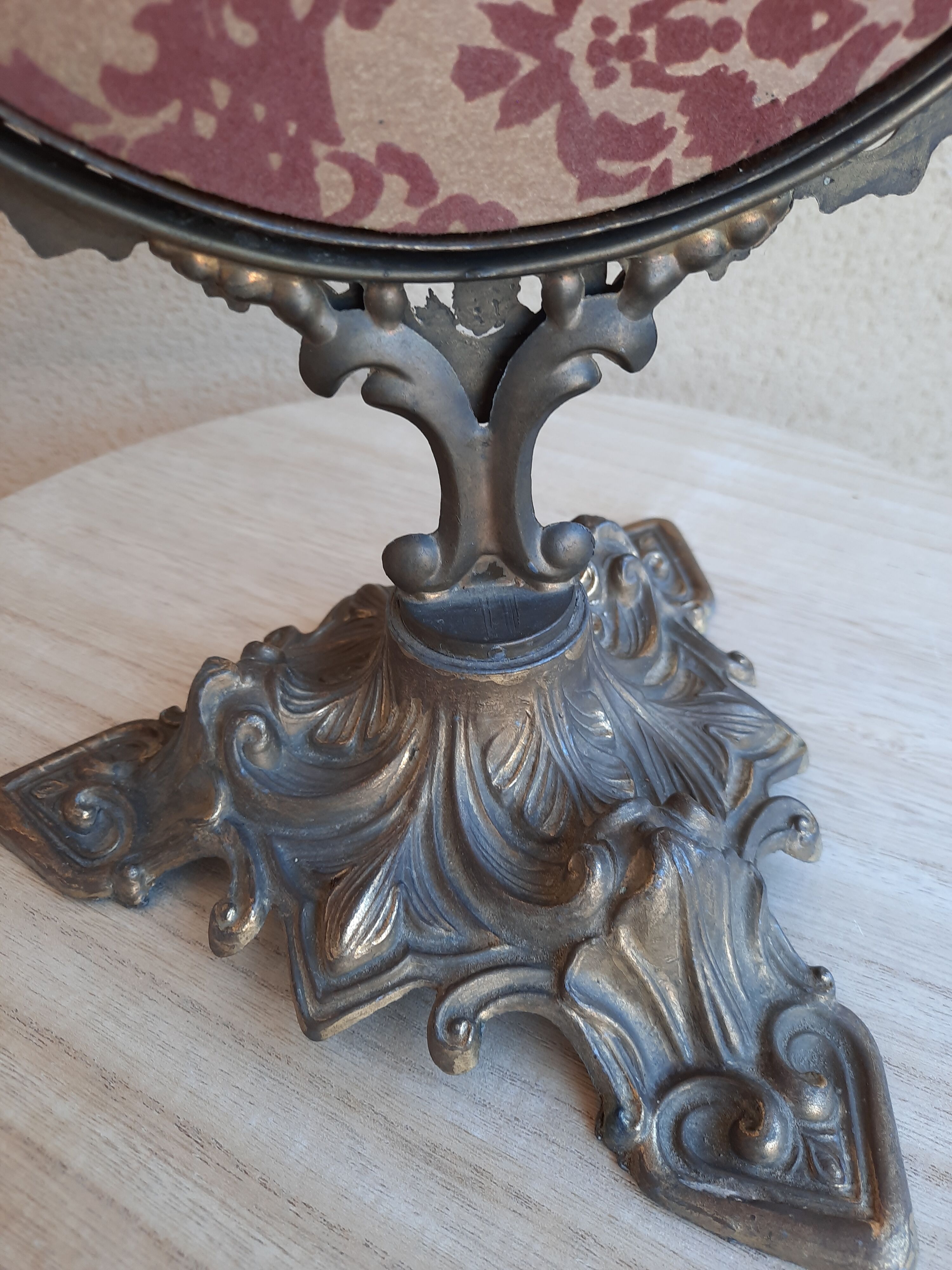 Mirror on foot, swivel, brass, mid-late nineteenth, rock style.