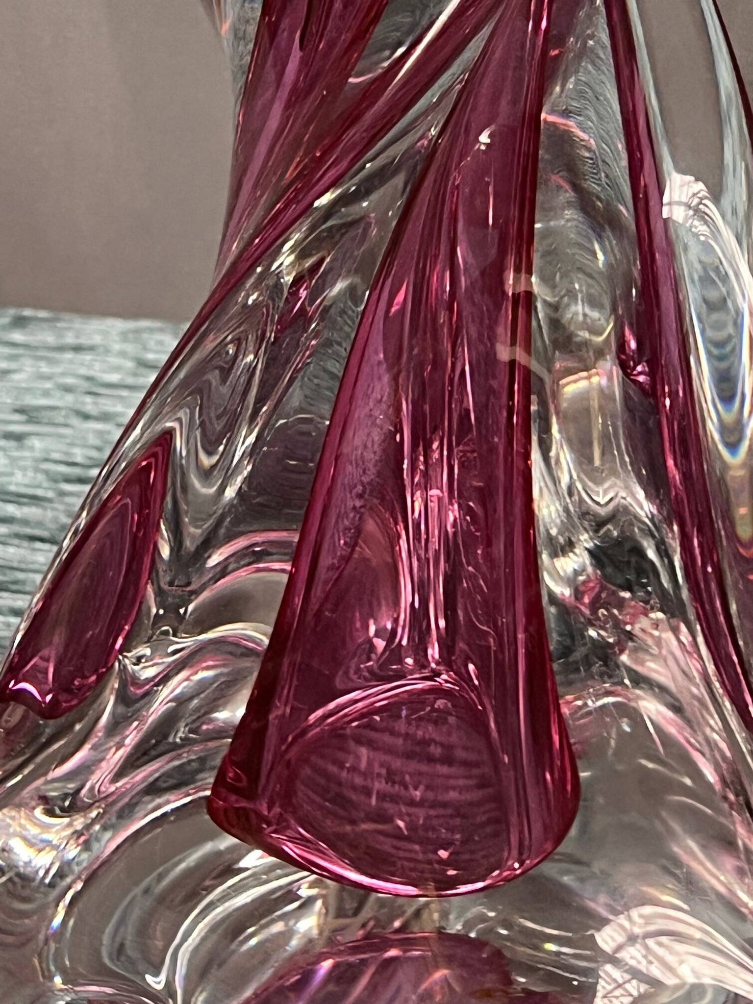 Solid crystal lamp Val Saint Lambert.