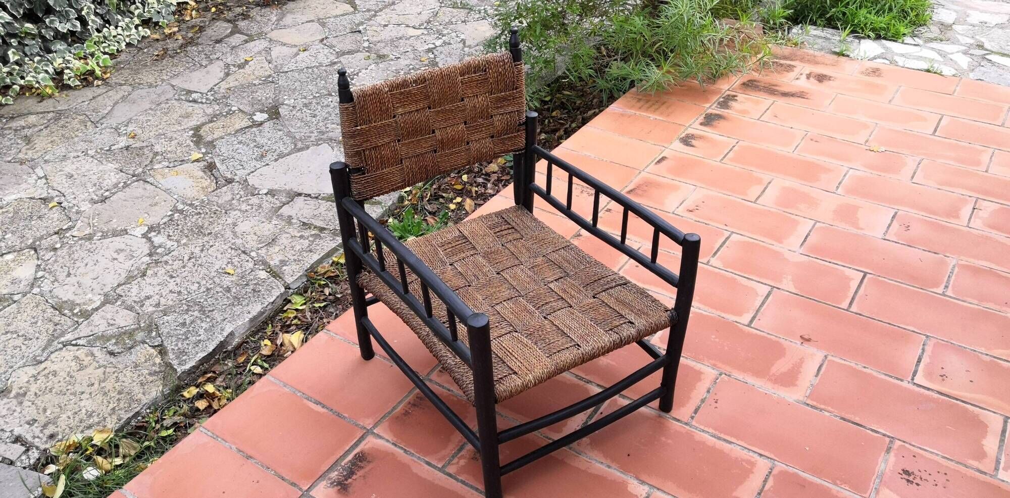 Modernist armchair in wood and braided rope, vintage 1950