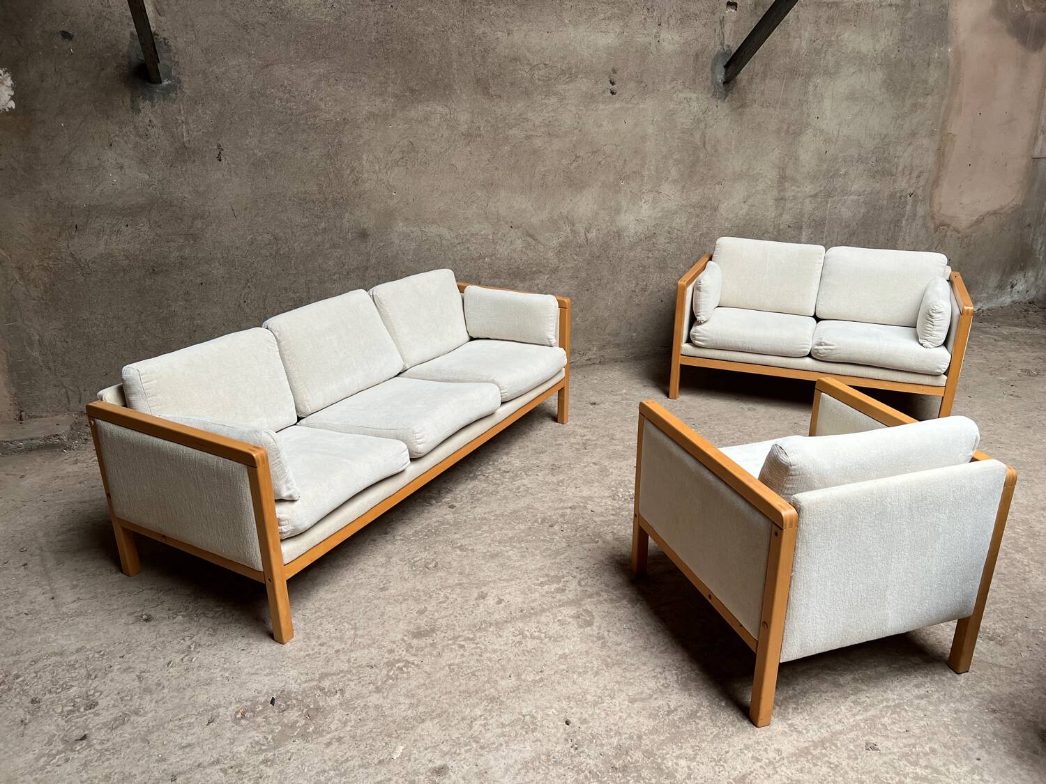 Designer coffee table armchair sofa set 1980