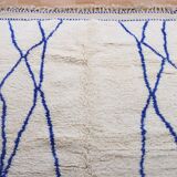 Handmade Moroccan wool rug, large size 250x150 cm, handcrafted.