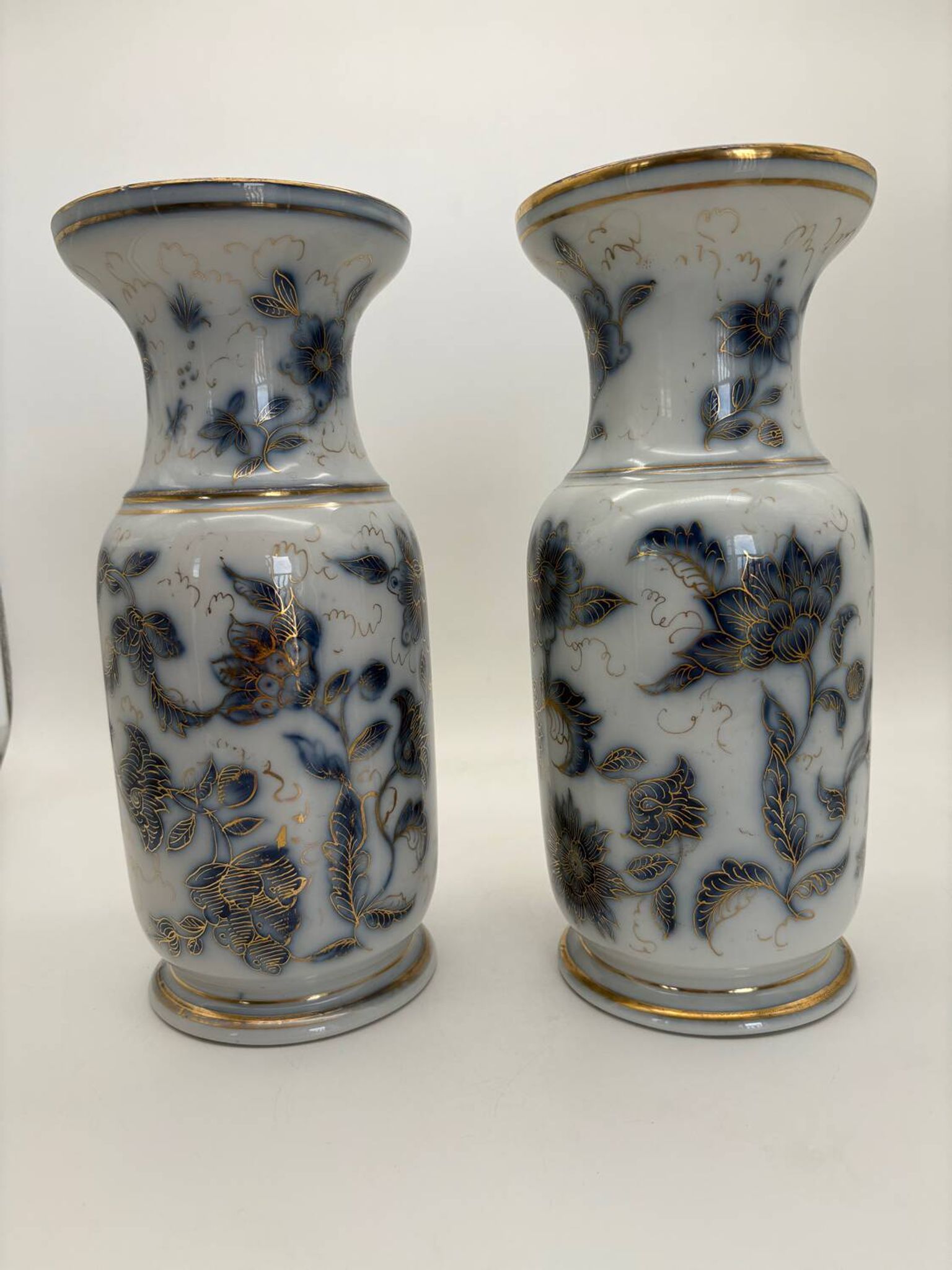 Pair of Bayeux porcelain baluster vases, 19th century